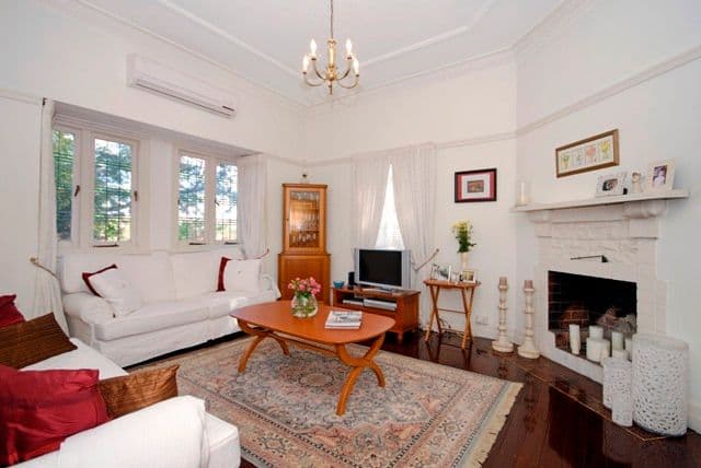 37 Marshall Road, Holland Park West QLD 4121, Holland Park West - Thumbnail 2