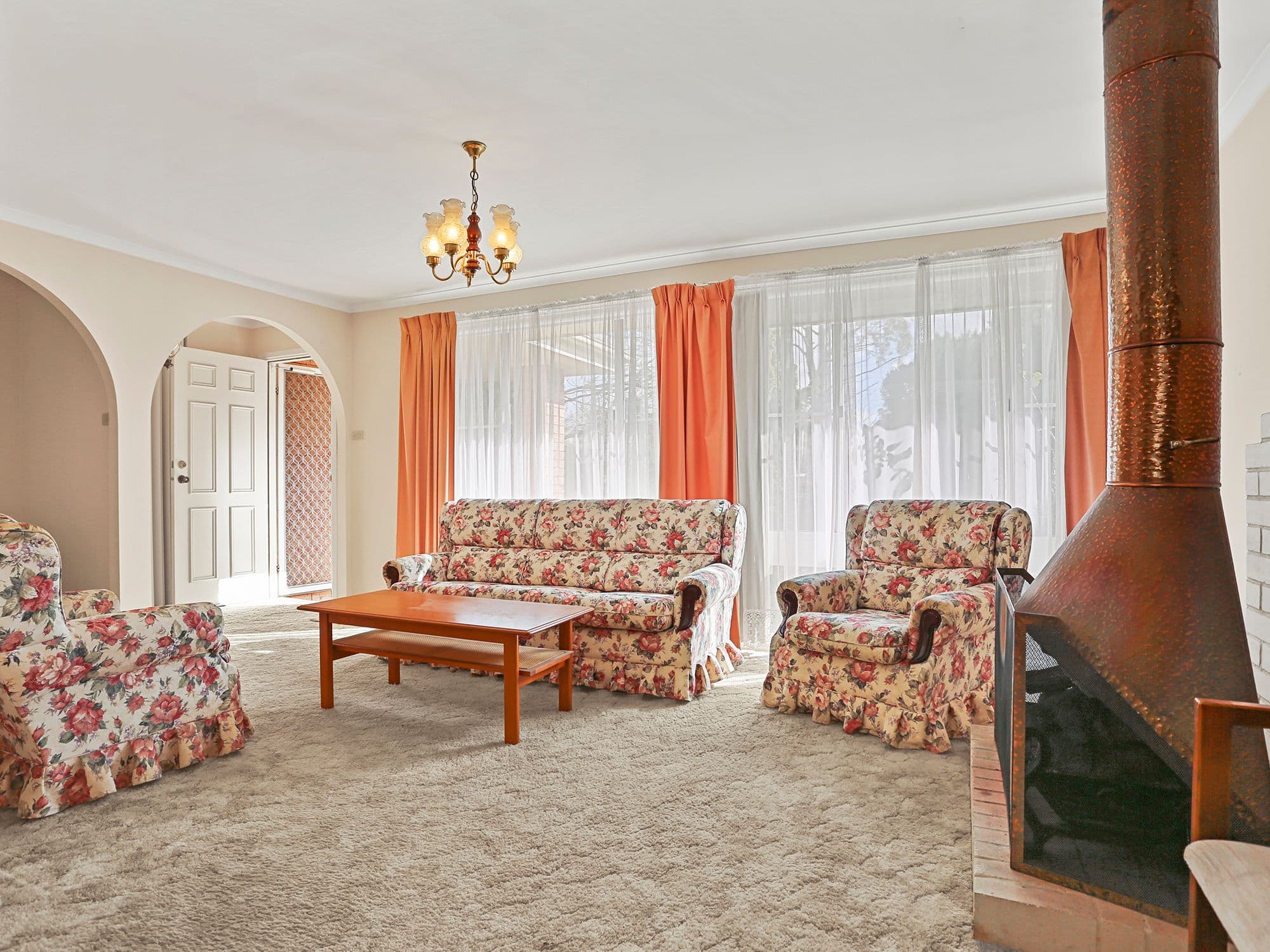 15 Winifred Crescent, Mittagong NSW 2575, Mittagong - Thumbnail 2