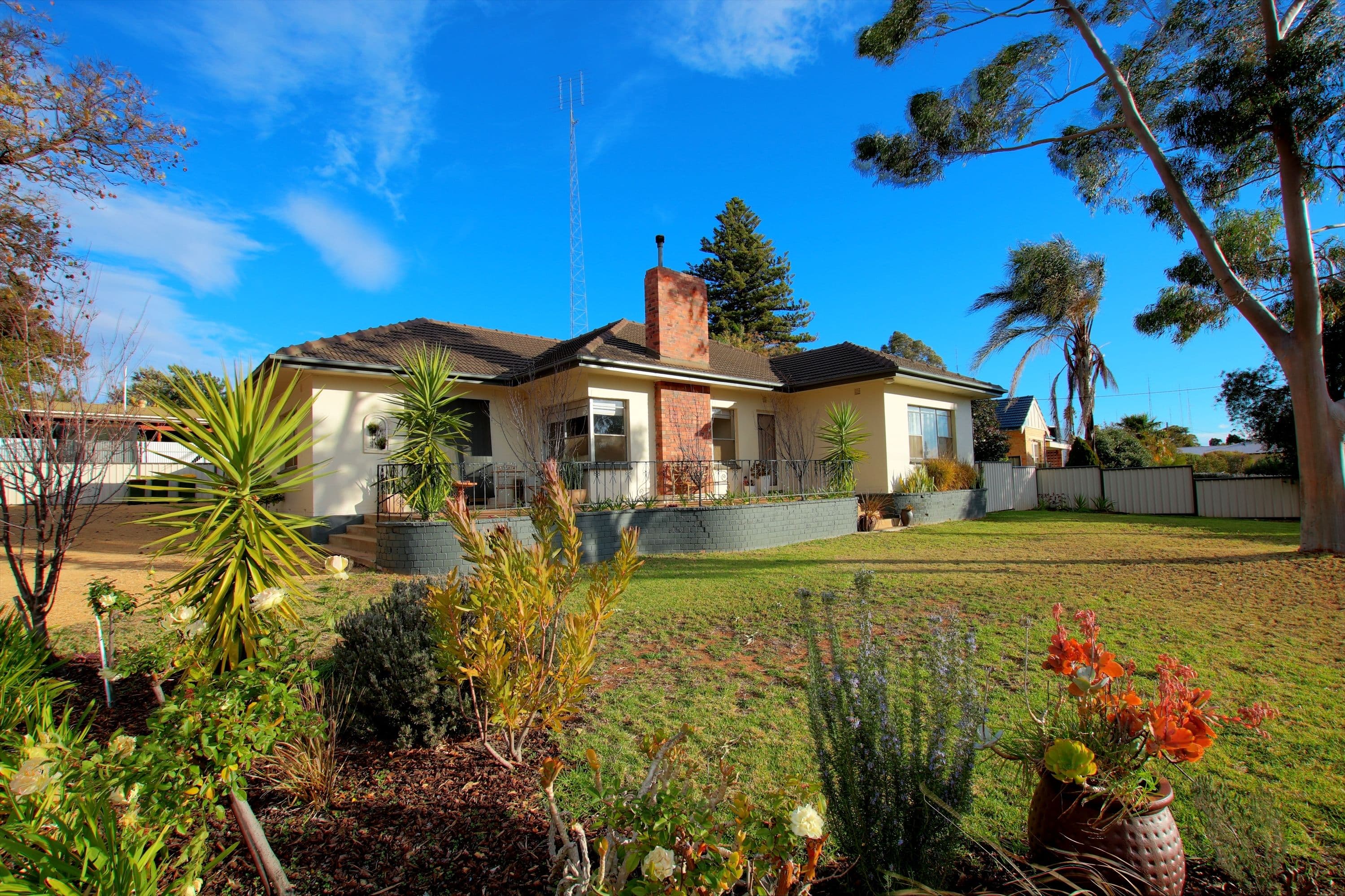 1 West Road, Waikerie SA 5330, Waikerie - Image 1