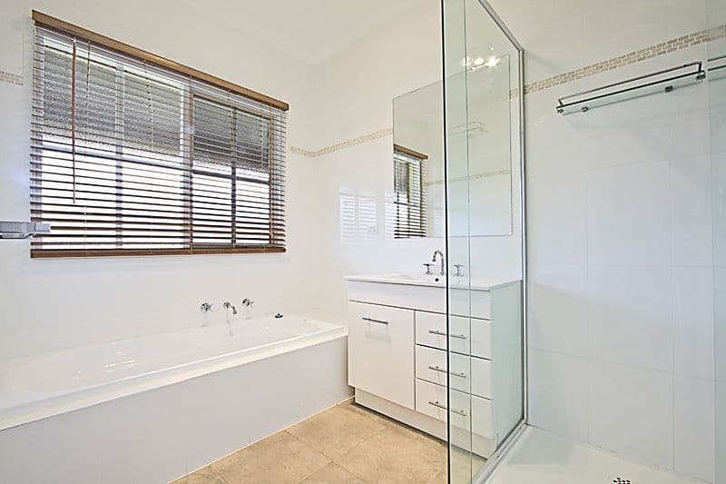 215 Sunday Creek Road, KILMORE EAST VIC 3764, Kilmore East - Thumbnail 8