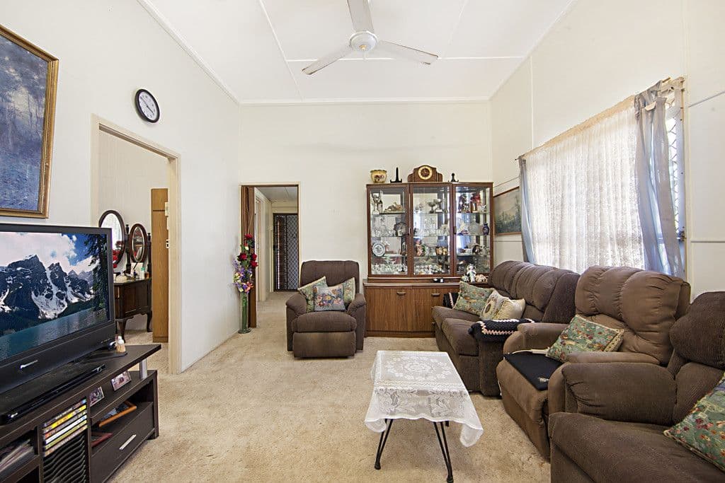 21 Ireland Street, Oonoonba QLD 4811, Oonoonba - Thumbnail 4