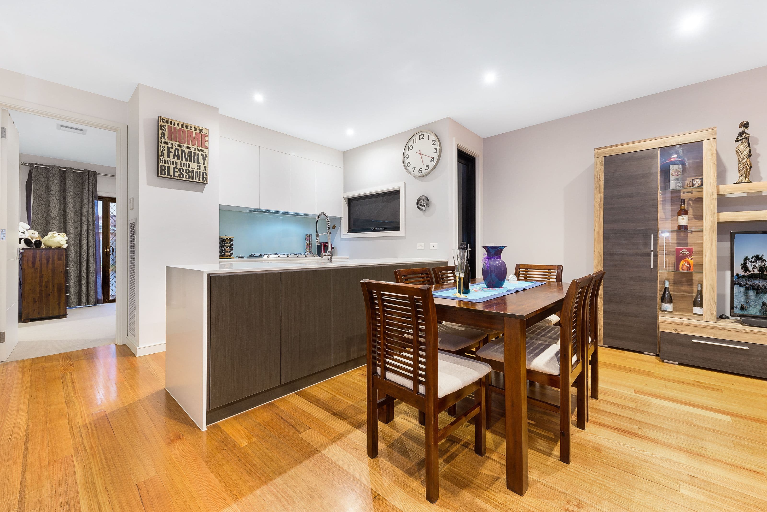 8 Tennyson Court, Mulgrave VIC 3170, Mulgrave - Thumbnail 3
