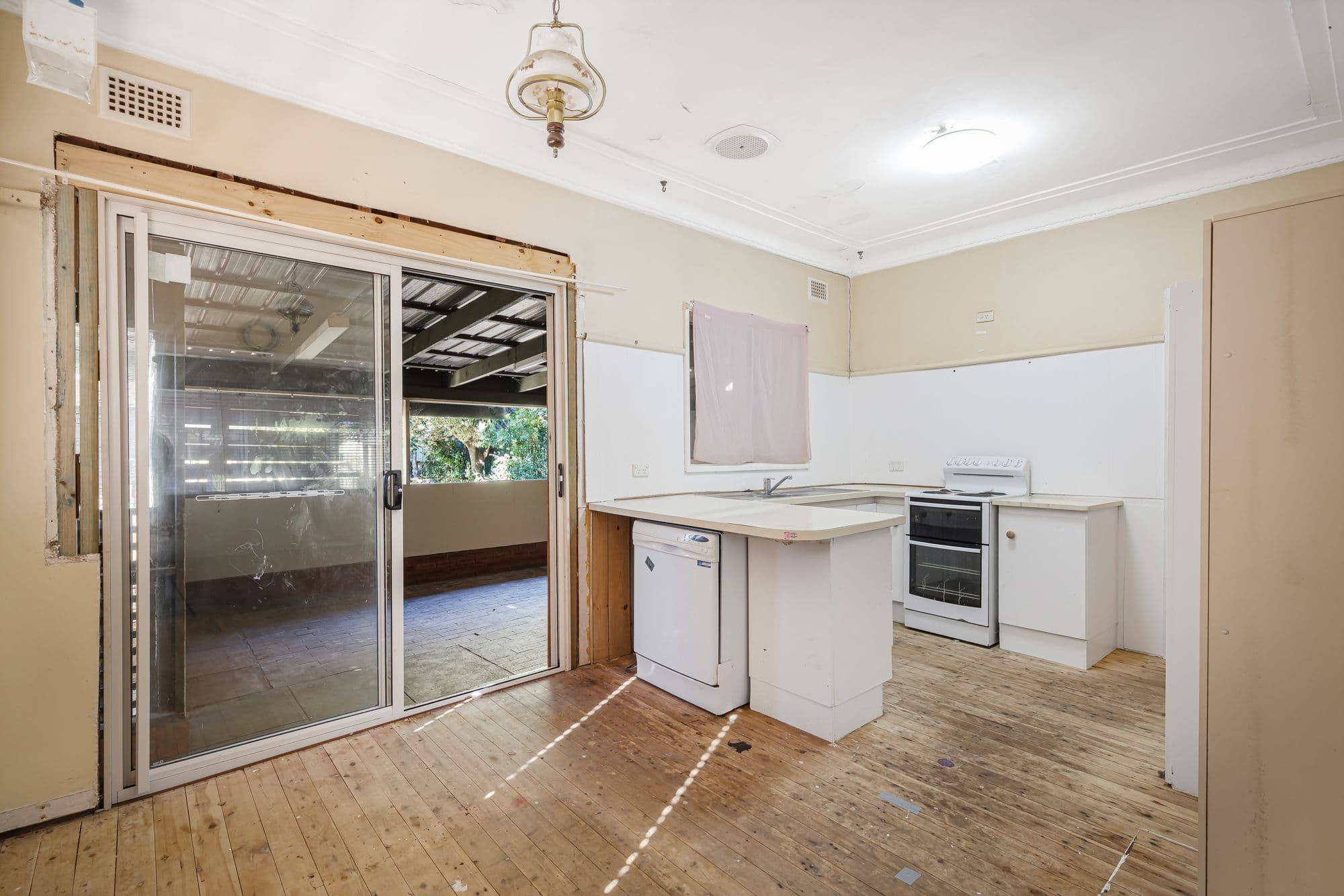 22 Brown Street, Penrith NSW 2750, Penrith - Thumbnail 6