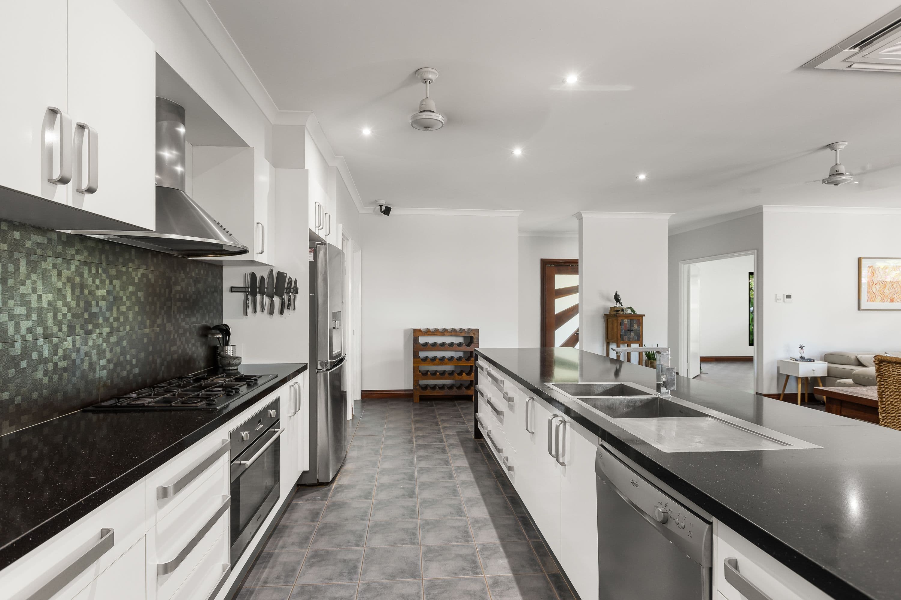 6 Banu Avenue, Cable Beach WA 6726, Cable Beach - Thumbnail 6