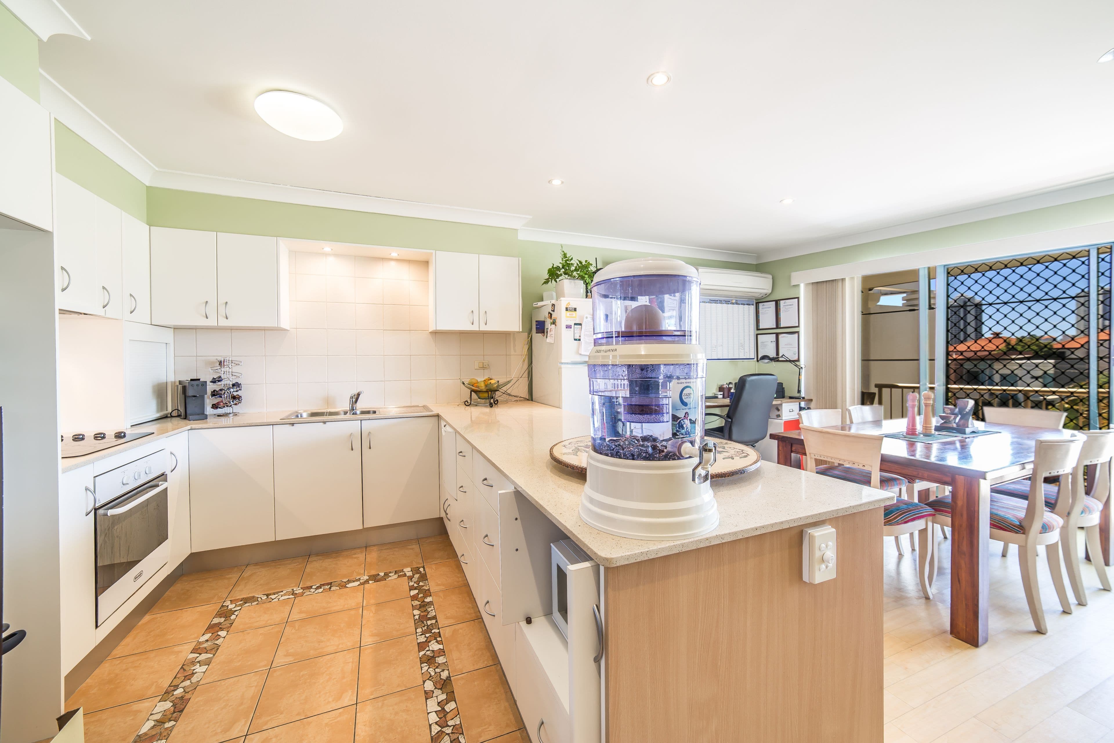 2 Adori Street, Chevron Island QLD 4217, Surfers Paradise - Thumbnail 4