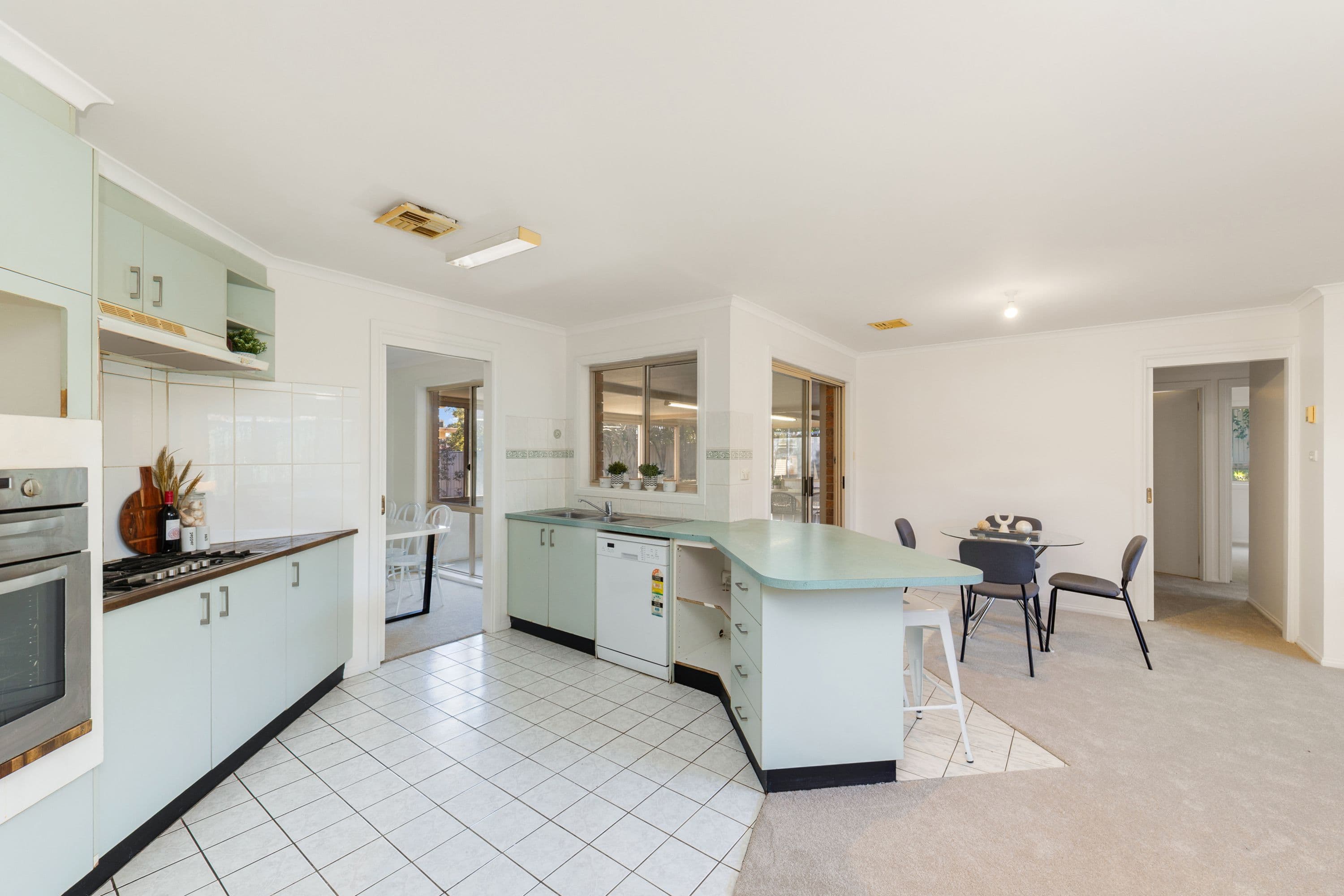 17 Evelyn Owen Crescent, Dunlop ACT 2615, Dunlop - Thumbnail 8