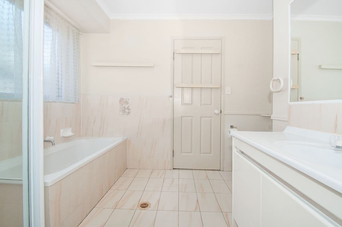 24 Bexley, Helensvale QLD 4212, Helensvale - Thumbnail 6