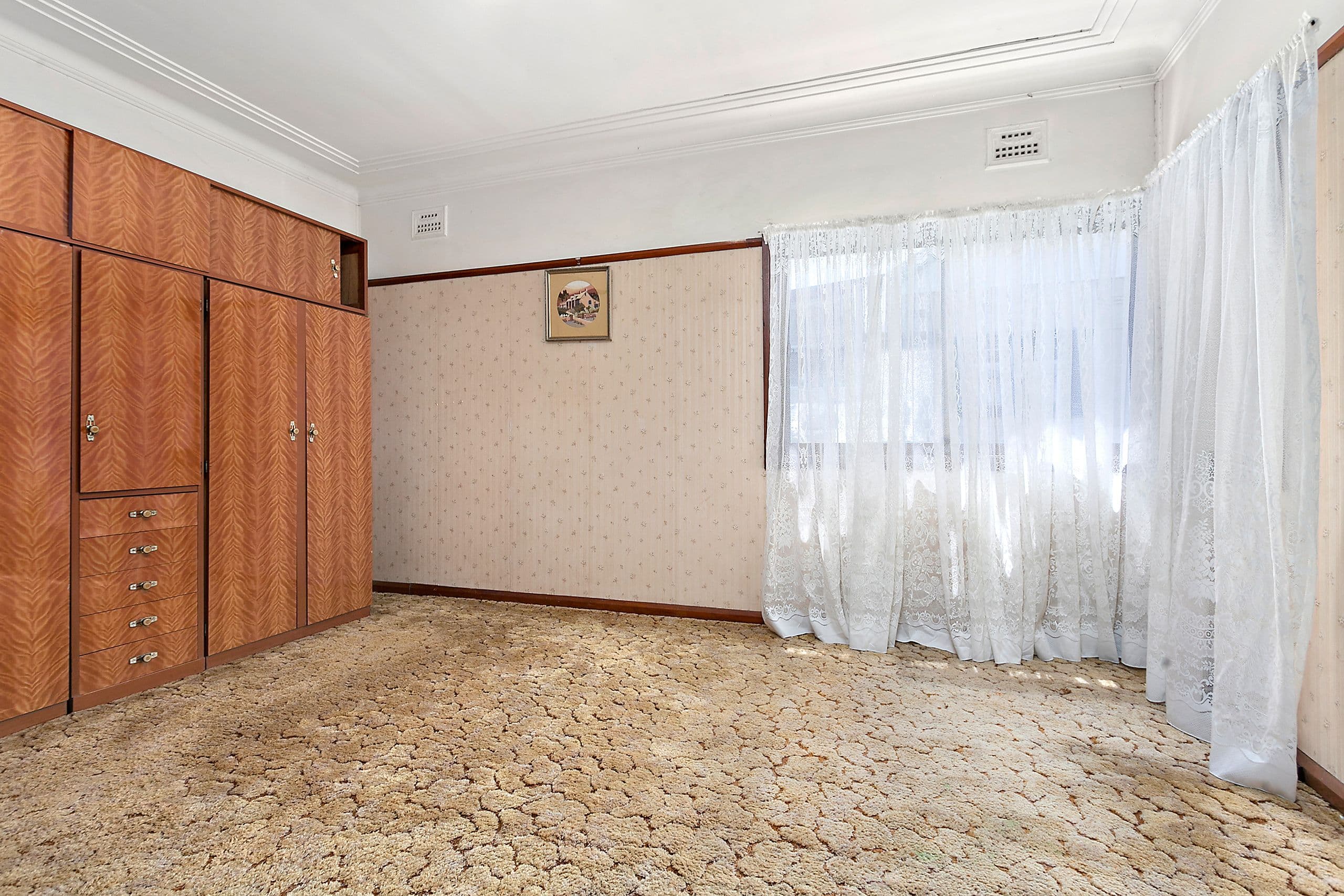 9 Bassett Street, Hurstville - Thumbnail 4