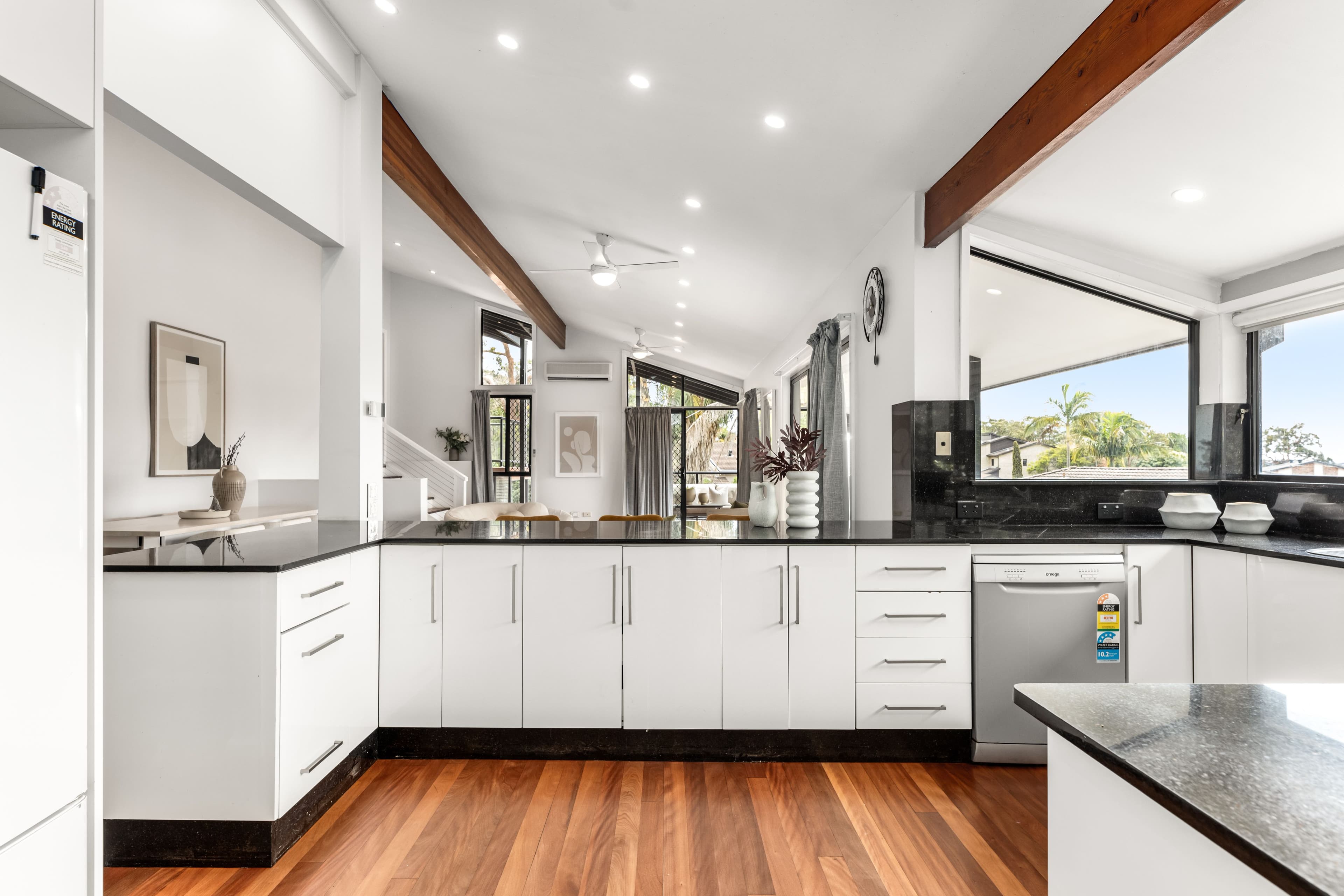 2 Mariner Road, Illawong NSW 2234, Illawong - Thumbnail 5
