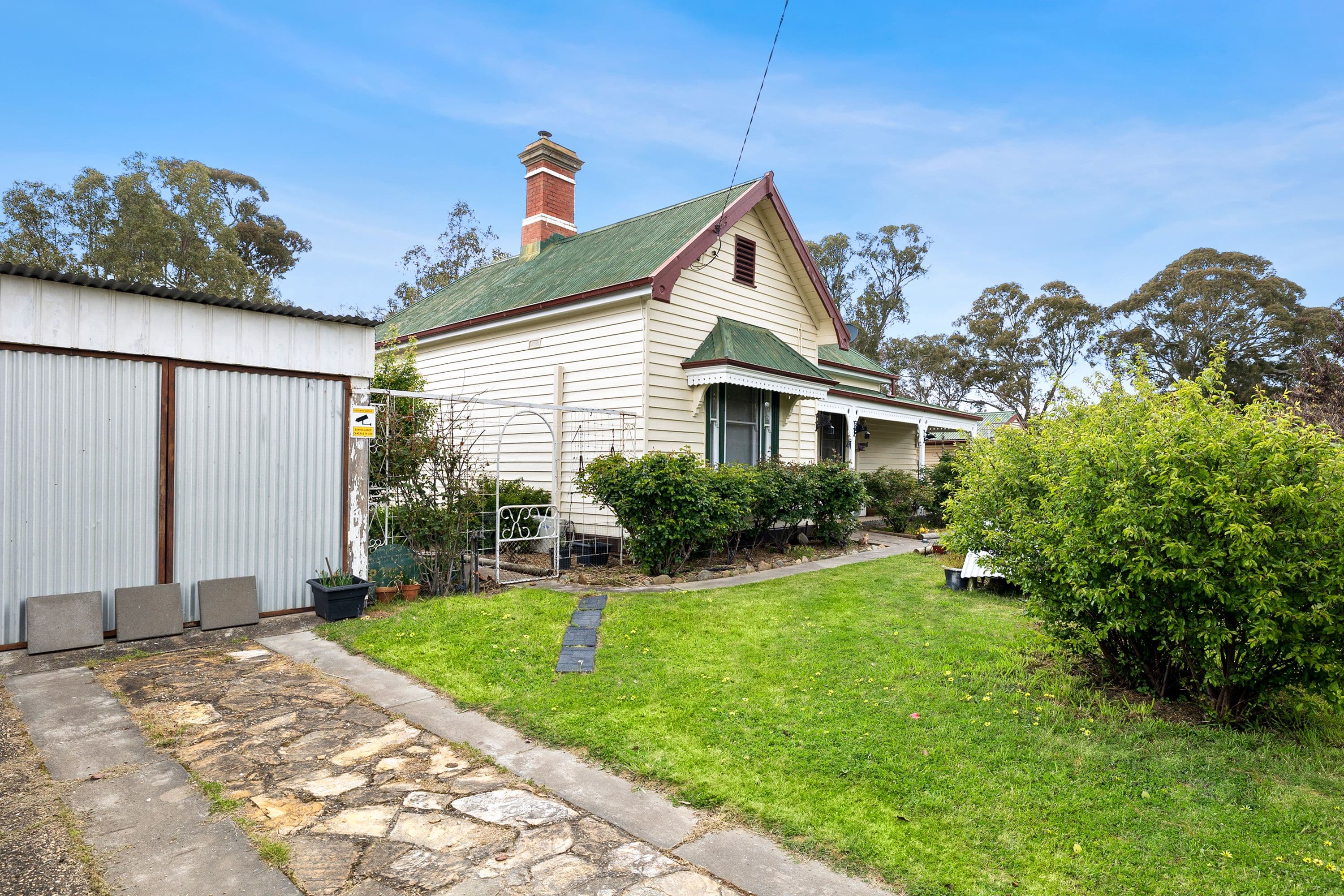 24 Degraves Street, Elmhurst VIC 3469, Elmhurst - Image 1
