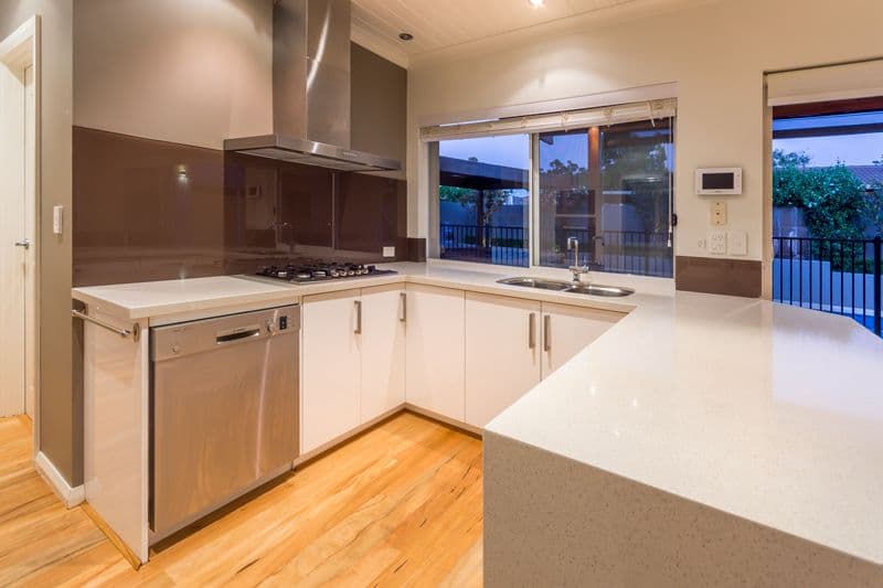 22 Klem Avenue, Salter Point WA 6152, Salter Point - Thumbnail 4