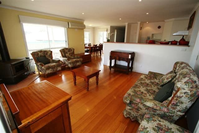 37 Manna Gum Drive, COWES VIC 3922, Cowes - Thumbnail 2
