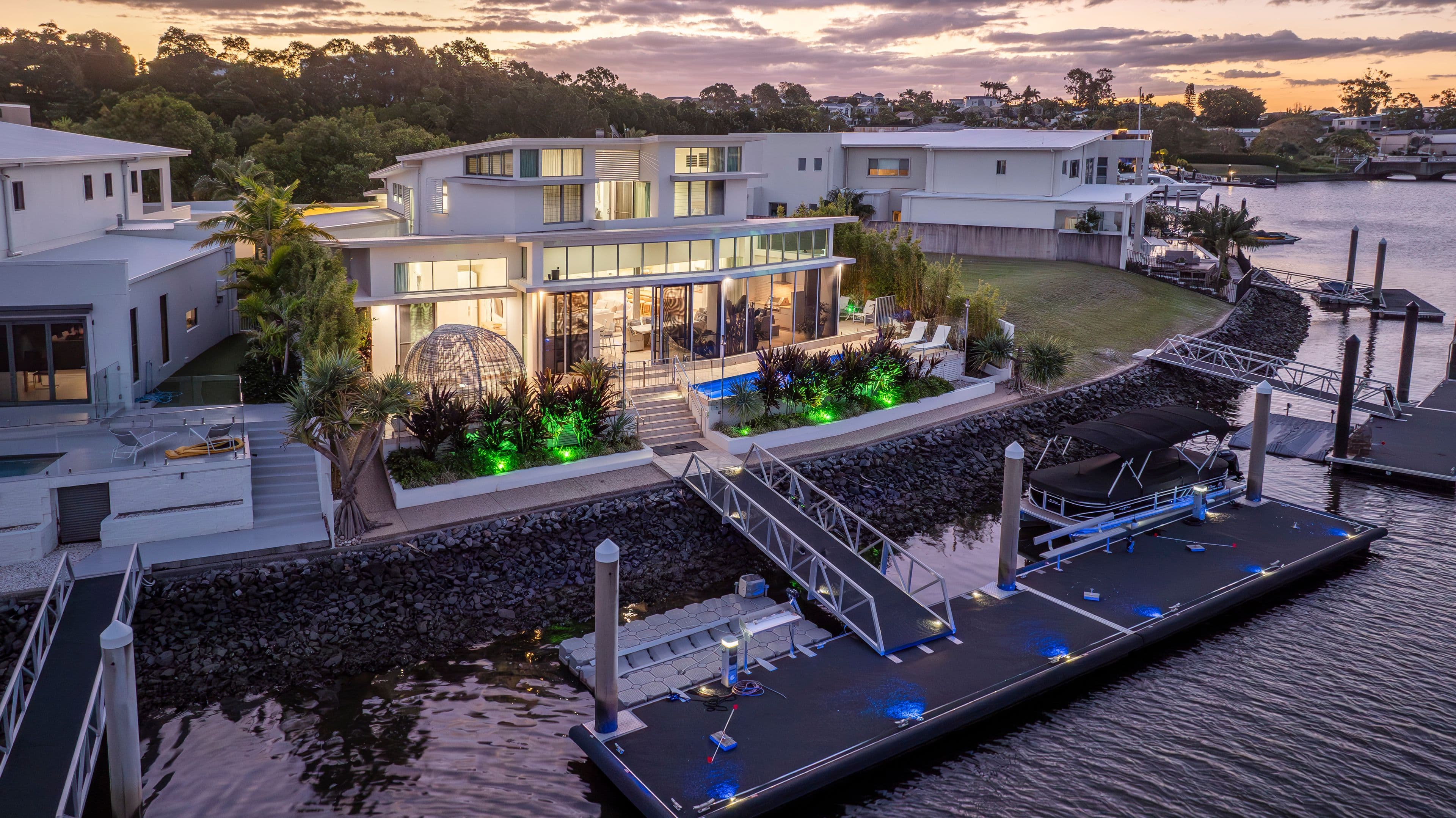 1014 Edgecliff Drive, Sanctuary Cove QLD 4212, Sanctuary Cove - Thumbnail 2
