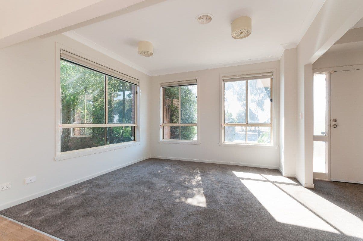35 Hamilton Street, CRAIGIEBURN VIC 3064, Craigieburn - Thumbnail 2
