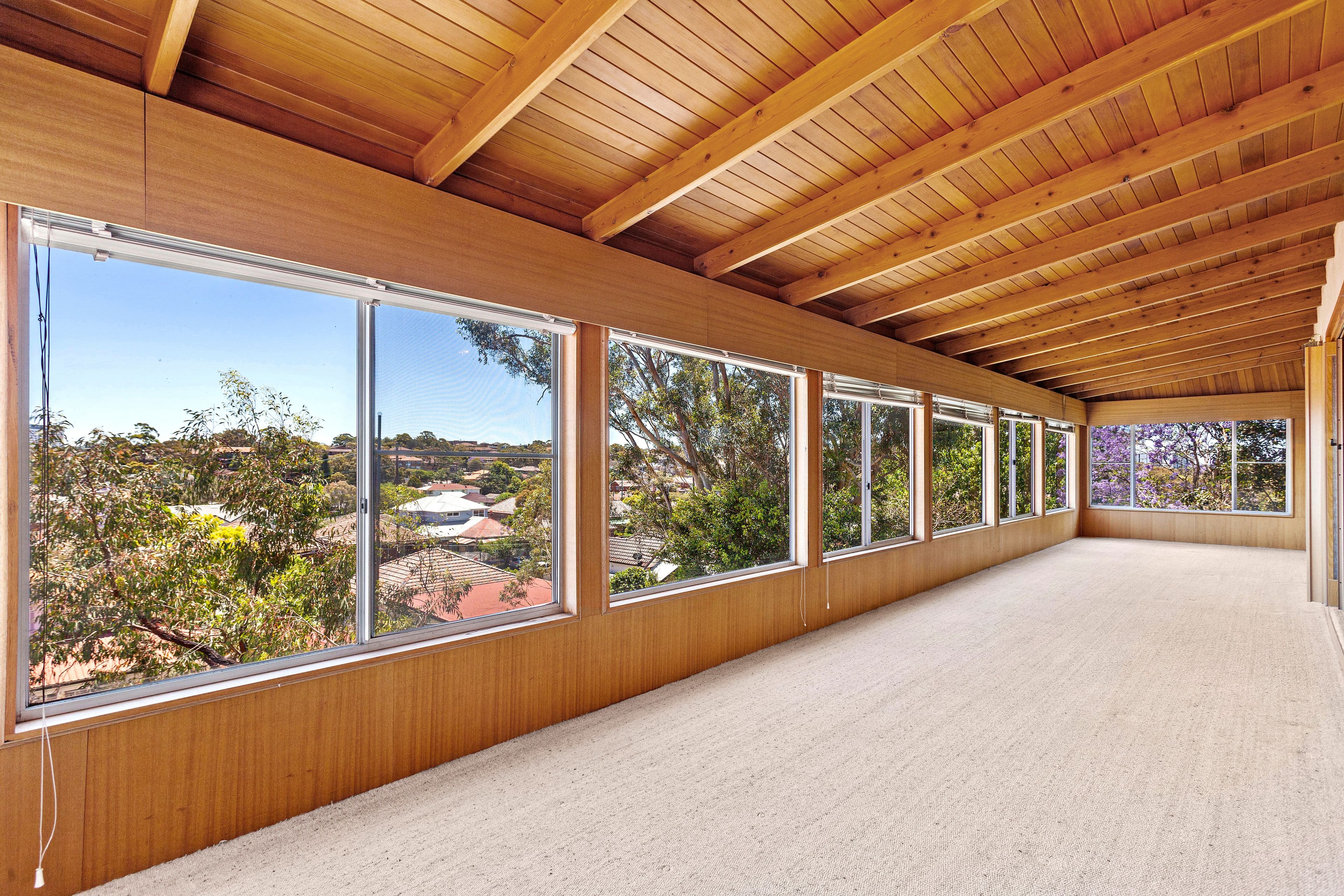 16 Planthurst Road, Carlton - Thumbnail 5