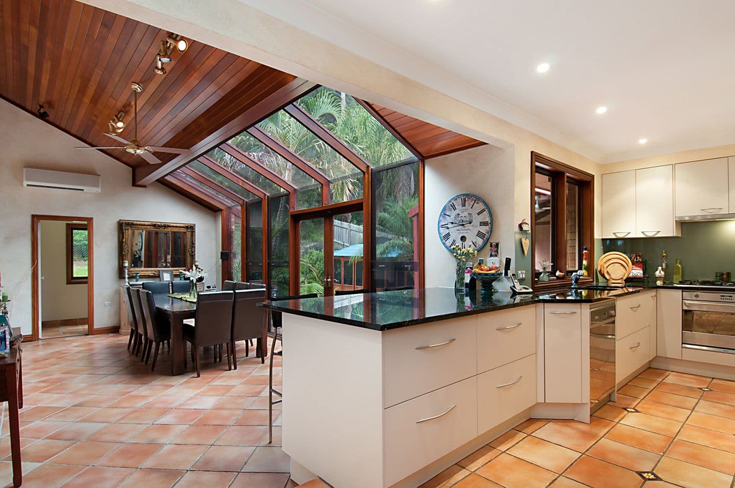 21 Beveridge Drive, GREEN POINT NSW 2251, Green Point - Image 1