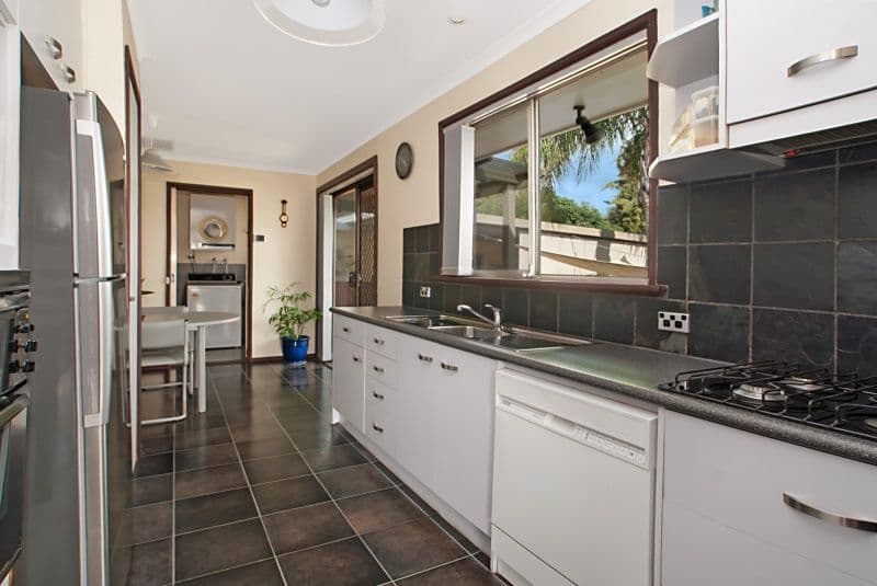 23 Apex Avenue, MODBURY NORTH SA 5092, Modbury North - Thumbnail 2