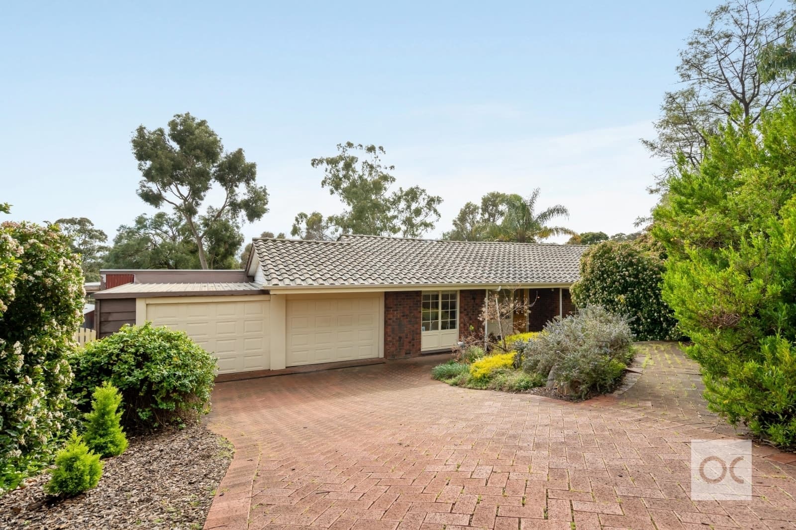 17 Sunnybanks Drive, Happy Valley - Thumbnail 2