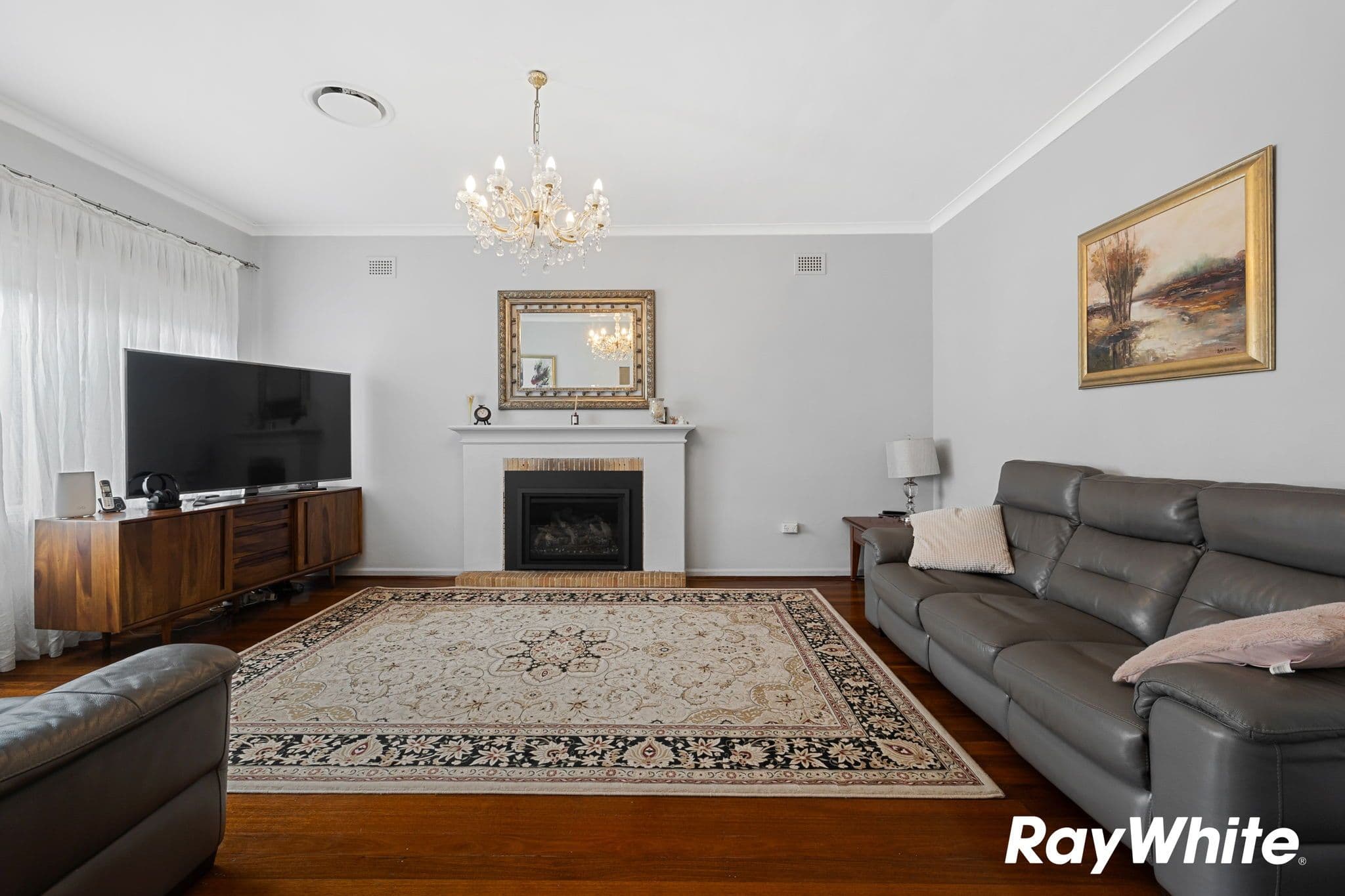82 East Parade, Denistone NSW 2114, Denistone - Thumbnail 2
