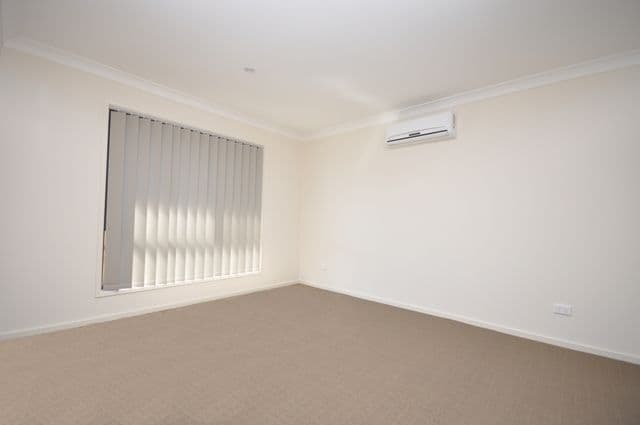 28 Capricorn Circuit, North Lakes QLD 4509, North Lakes - Thumbnail 6