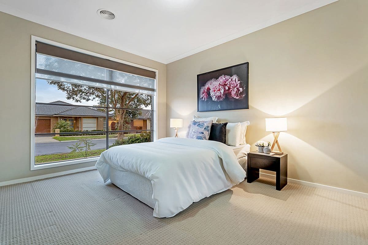 9 Fenland Street, Craigieburn VIC 3064, Craigieburn - Thumbnail 3