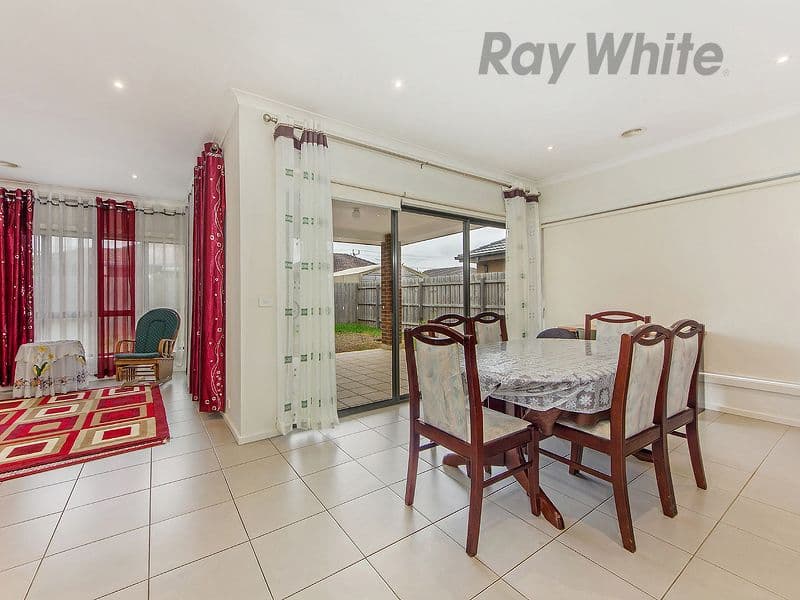 11 Parry Drive, Sunshine West VIC 3020, Sunshine West - Thumbnail 3