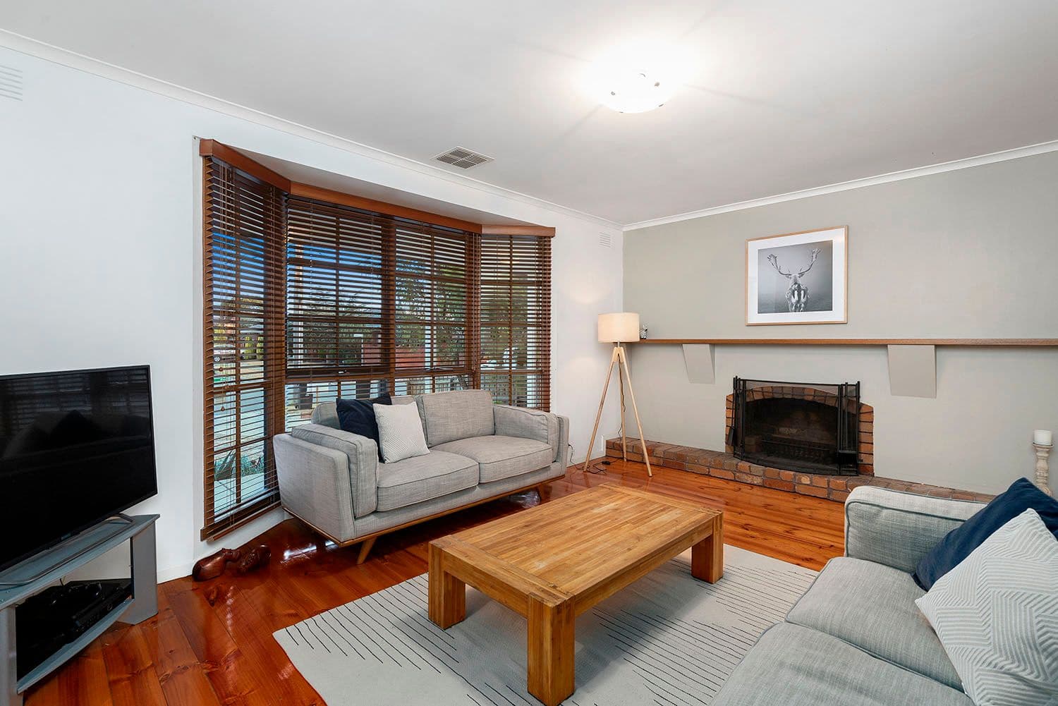23 Harkaway Drive, Cheltenham VIC 3192, Cheltenham - Thumbnail 2