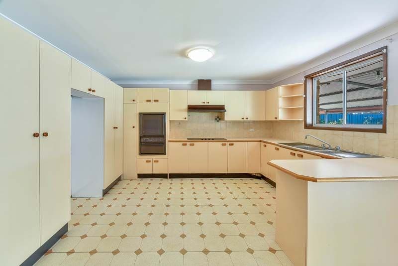 31 Danube Crescent, Kearns NSW 2558, Kearns - Thumbnail 2