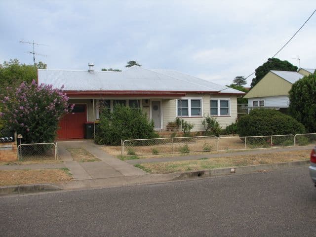11 Jean Street, TAMWORTH NSW 2340, South Tamworth - Image 1