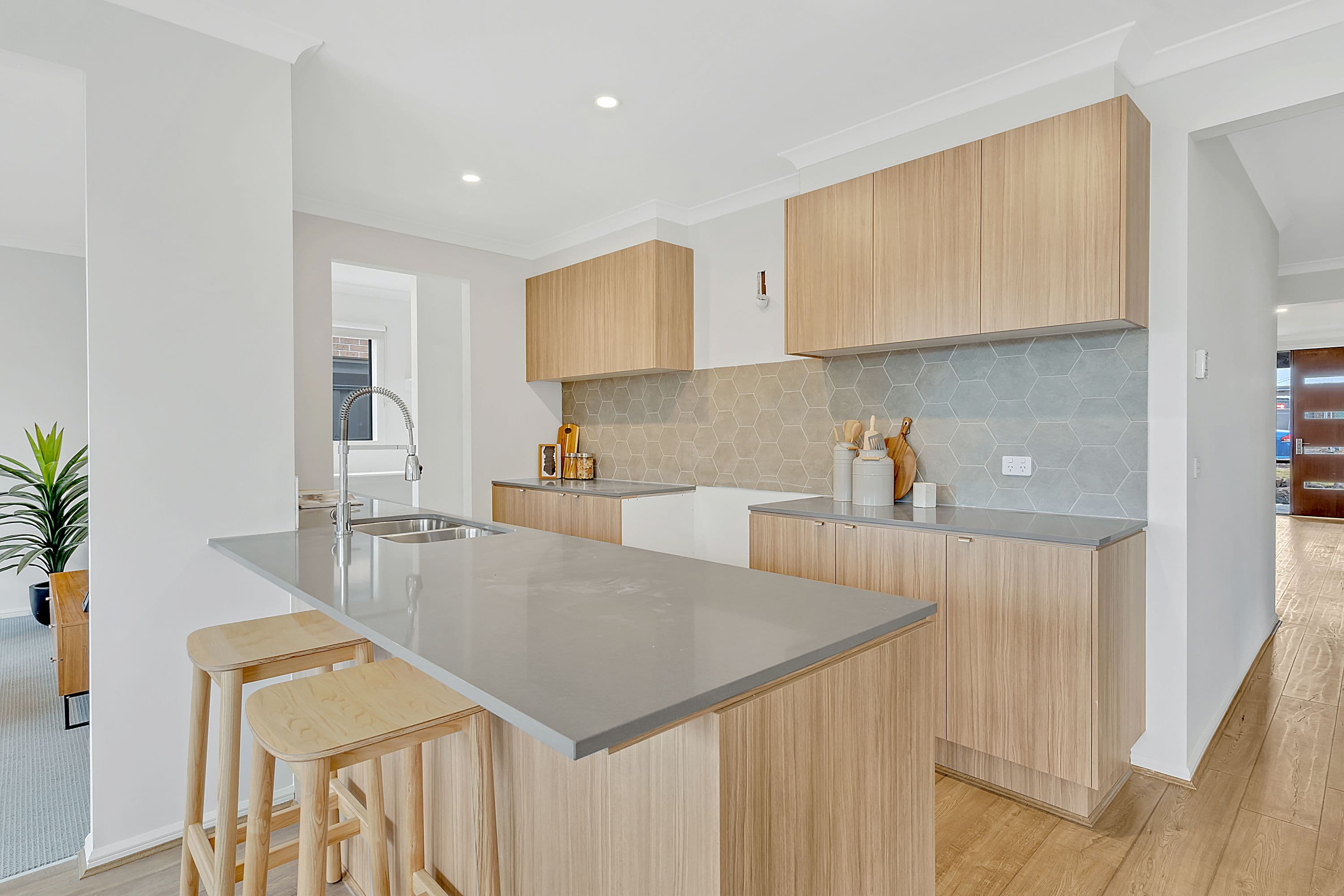 8 Nesting Vista, Craigieburn VIC 3064, Craigieburn - Thumbnail 3