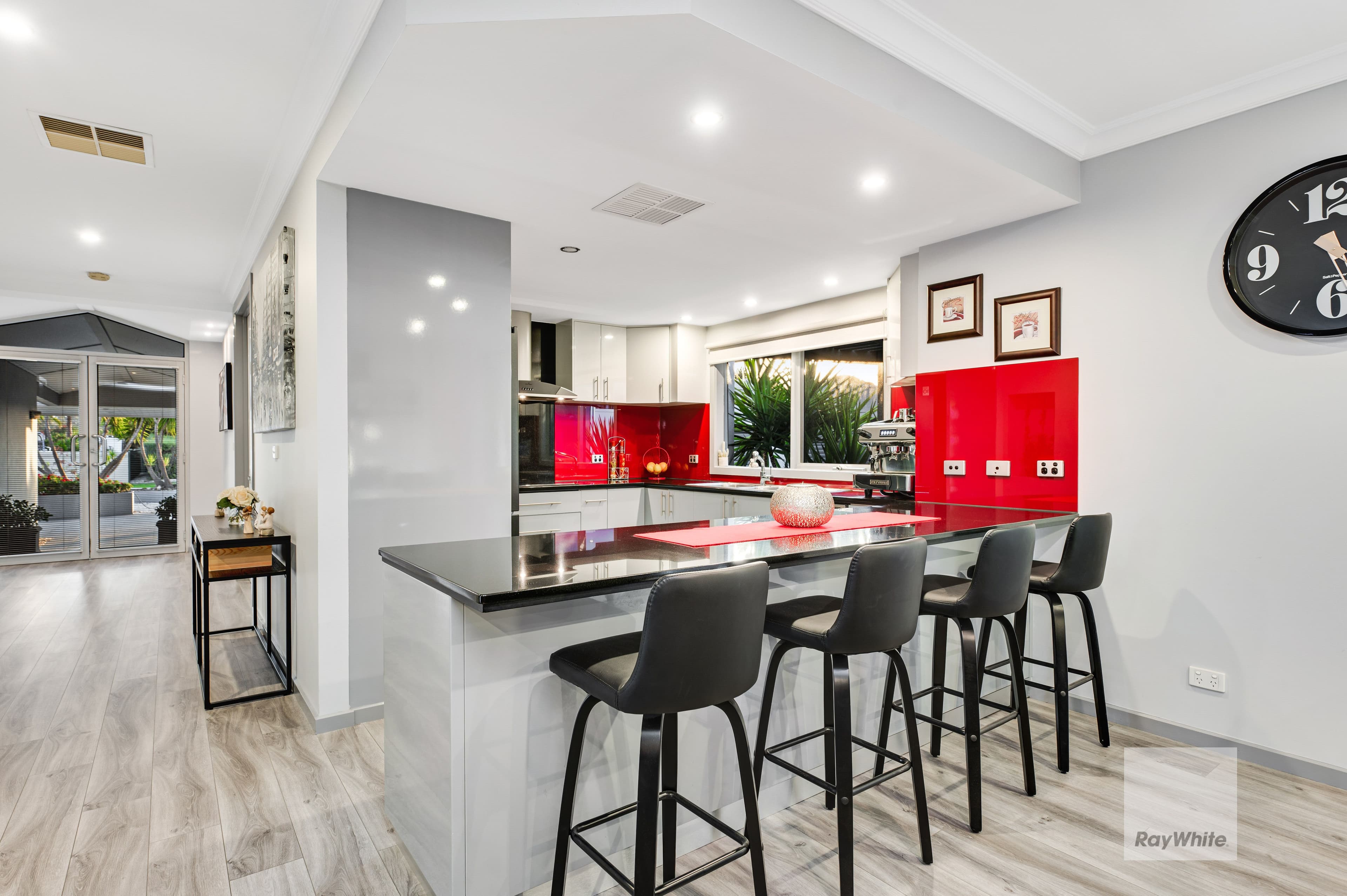 9 Buchanan Place, Greenvale VIC 3059, Greenvale - Thumbnail 3