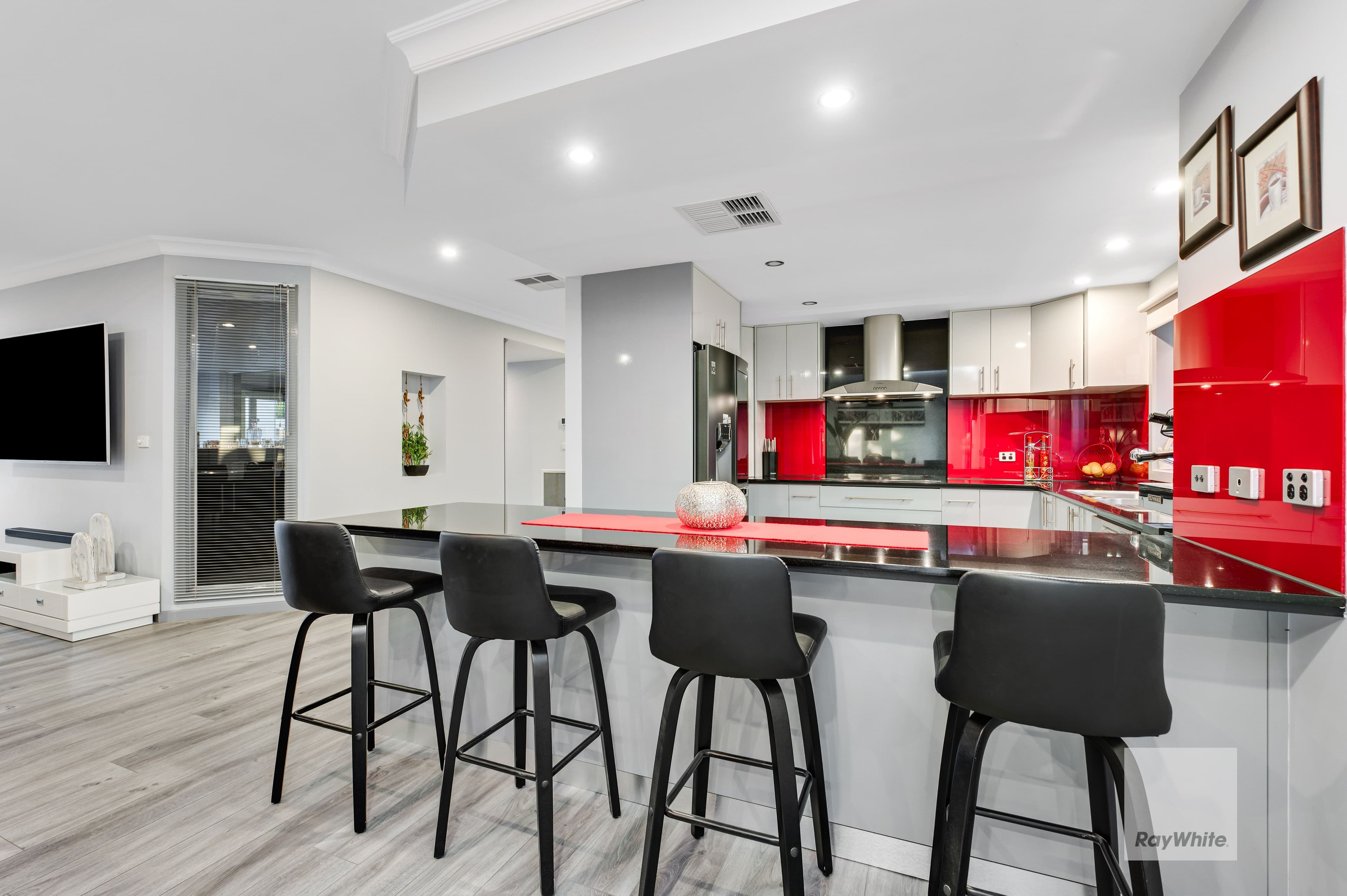 9 Buchanan Place, Greenvale VIC 3059, Greenvale - Thumbnail 4