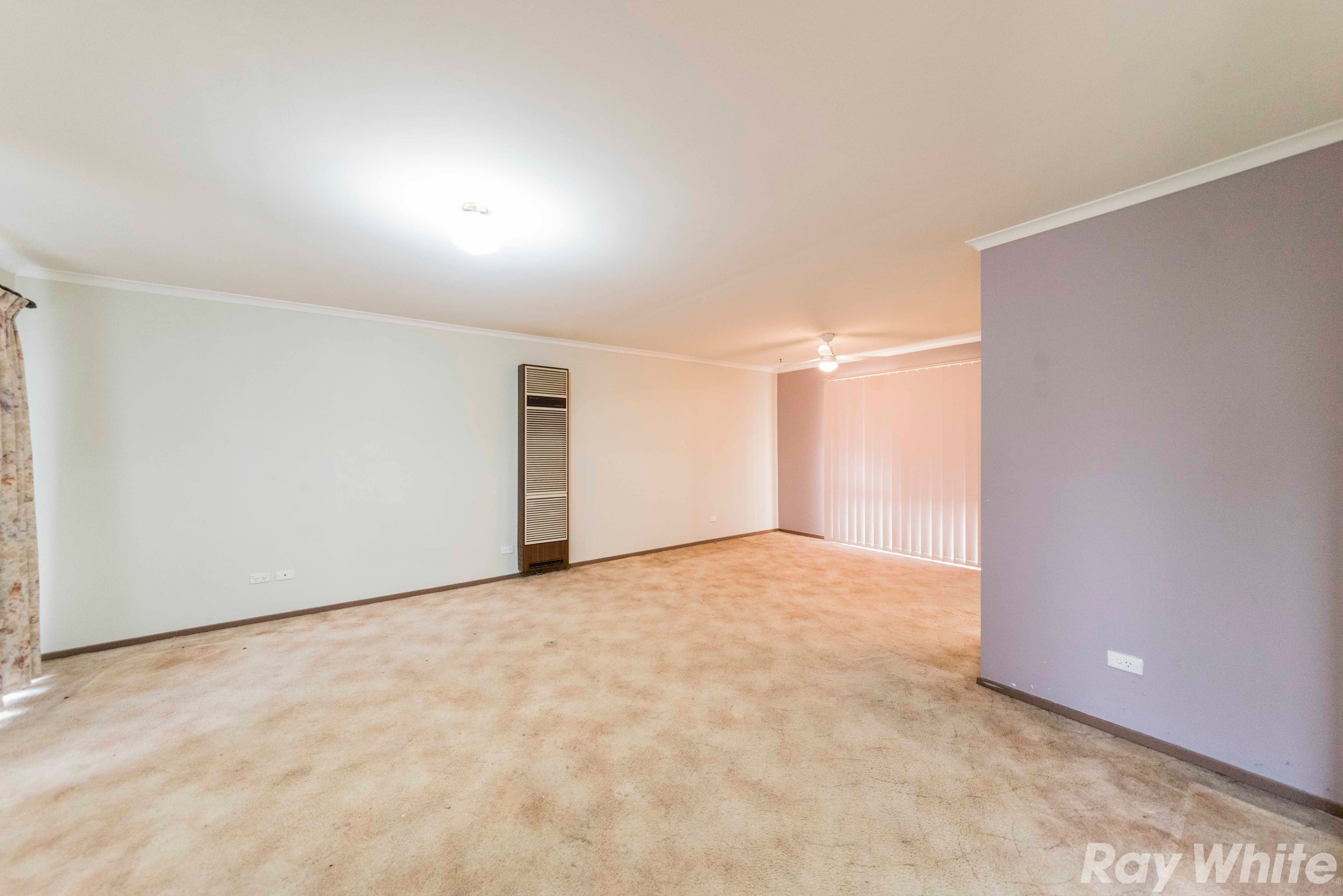 7 Bligh Close, Cranbourne North VIC 3977, Cranbourne North - Thumbnail 2