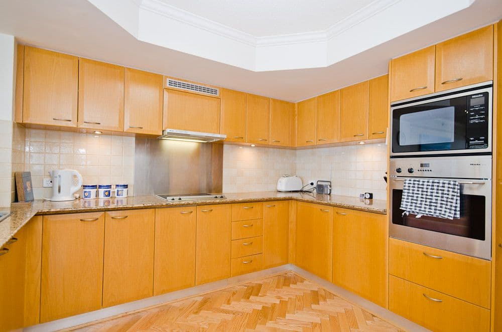 8B 'La Sabbia'. 74 Old Burleigh Road, SURFERS PARADISE QLD 4217, Surfers Paradise - Thumbnail 5