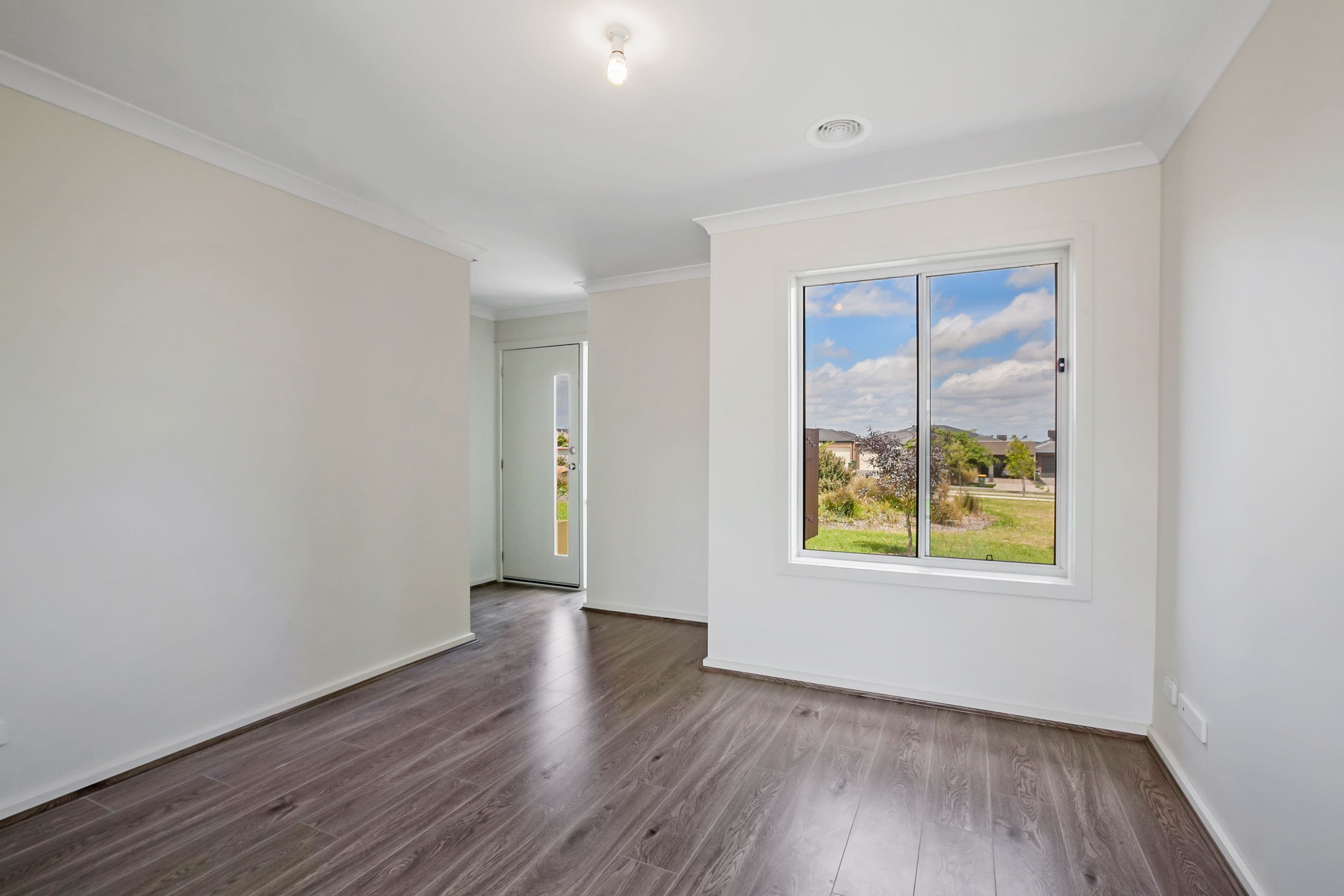 33 Laruso Lane, Wollert VIC 3750, Wollert - Thumbnail 2