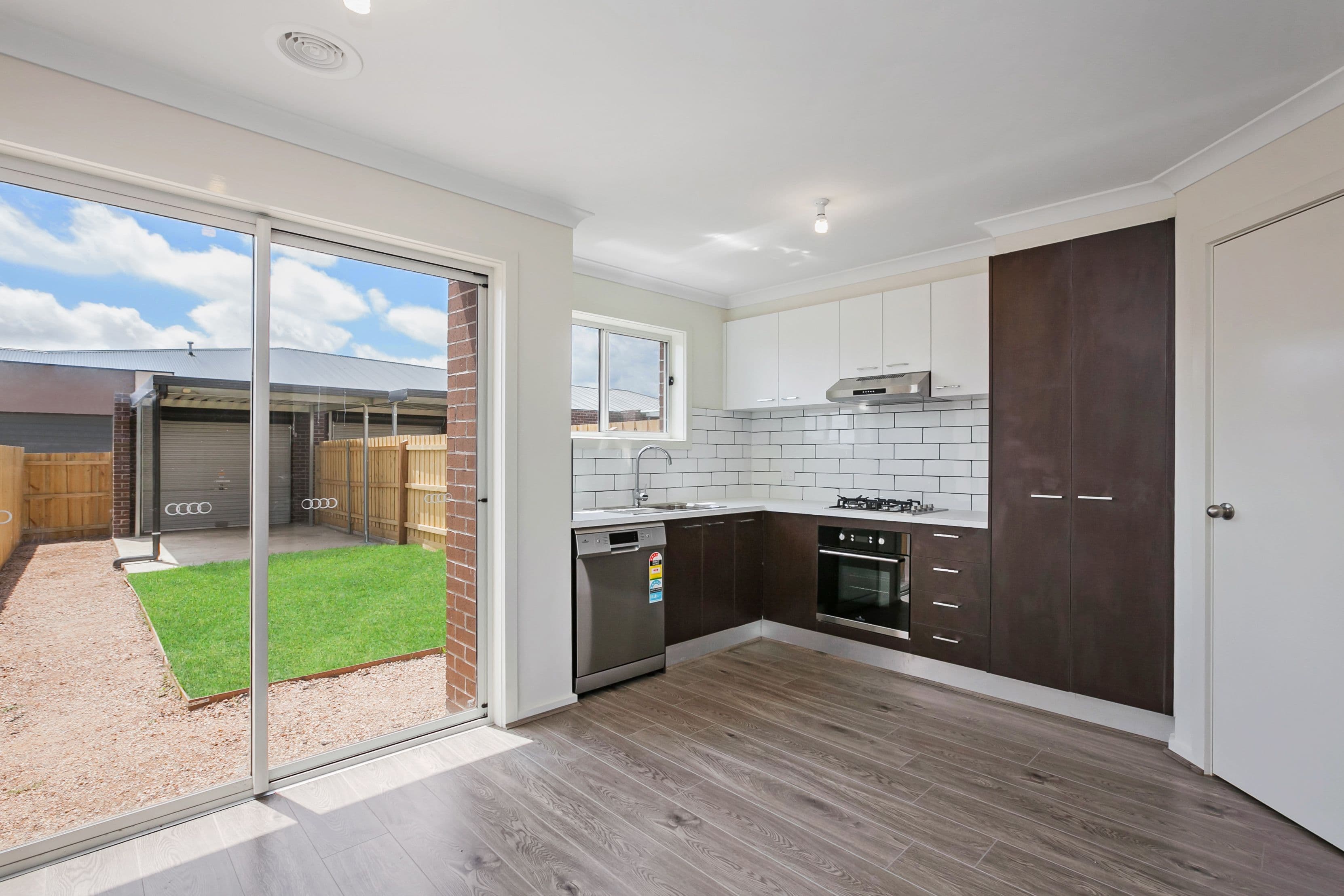 33 Laruso Lane, Wollert VIC 3750, Wollert - Thumbnail 4