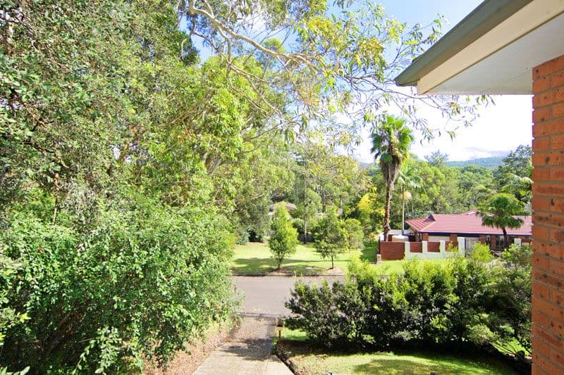 1 Stornaway Crescent, BERKELEY VALE NSW 2261, Berkeley Vale - Thumbnail 2
