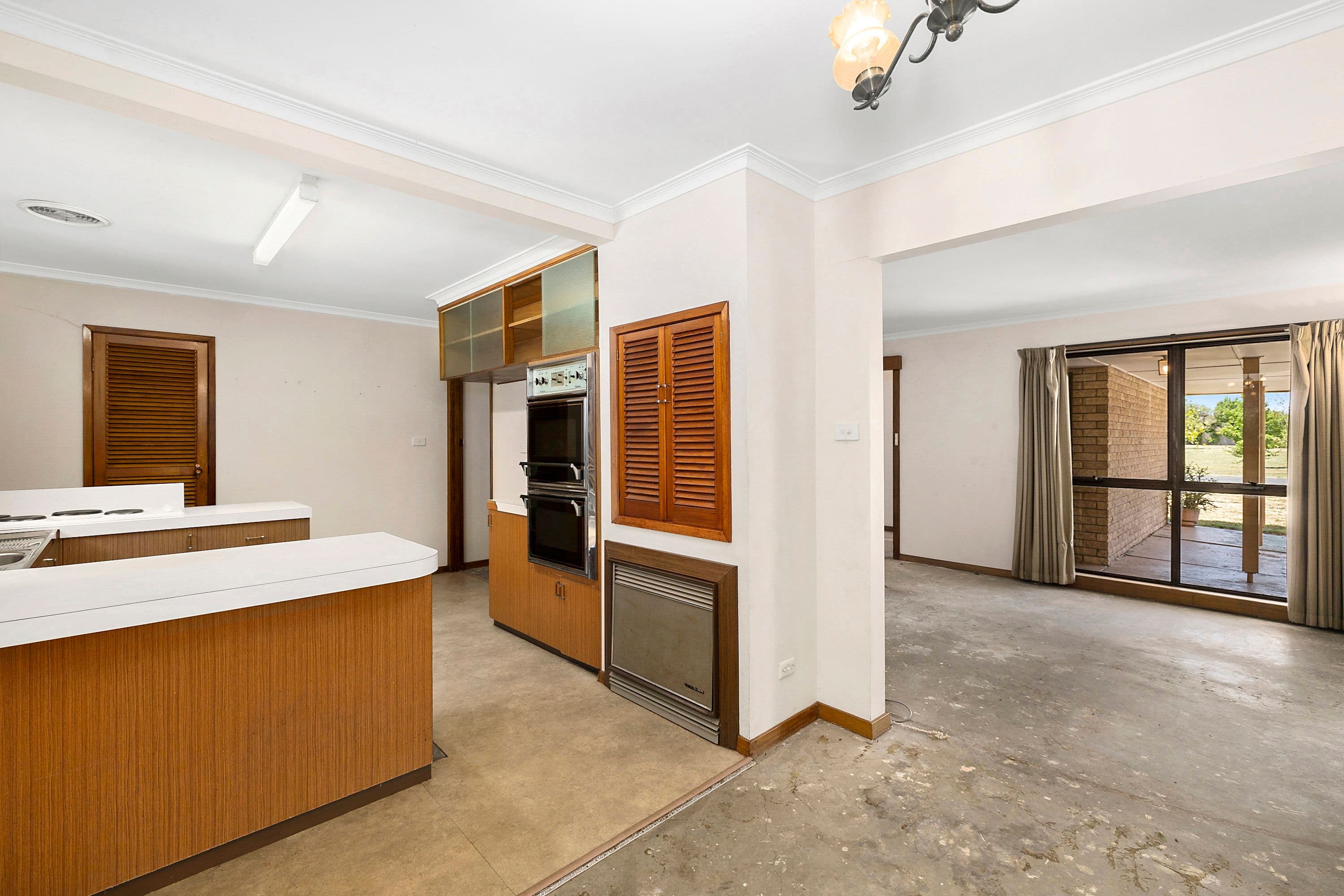 13 Shaw Avenue, Wendouree VIC 3355, Wendouree - Thumbnail 5
