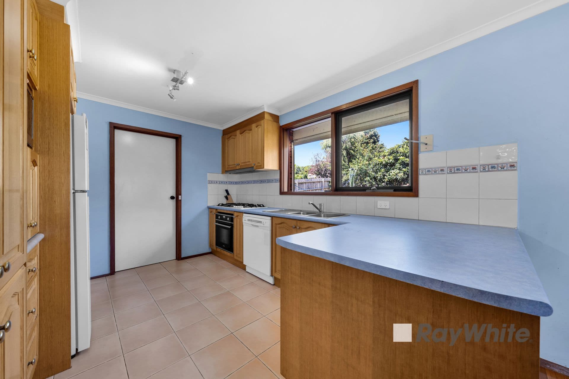 7 Wanda Court, Hallam VIC 3803, Hallam - Thumbnail 3