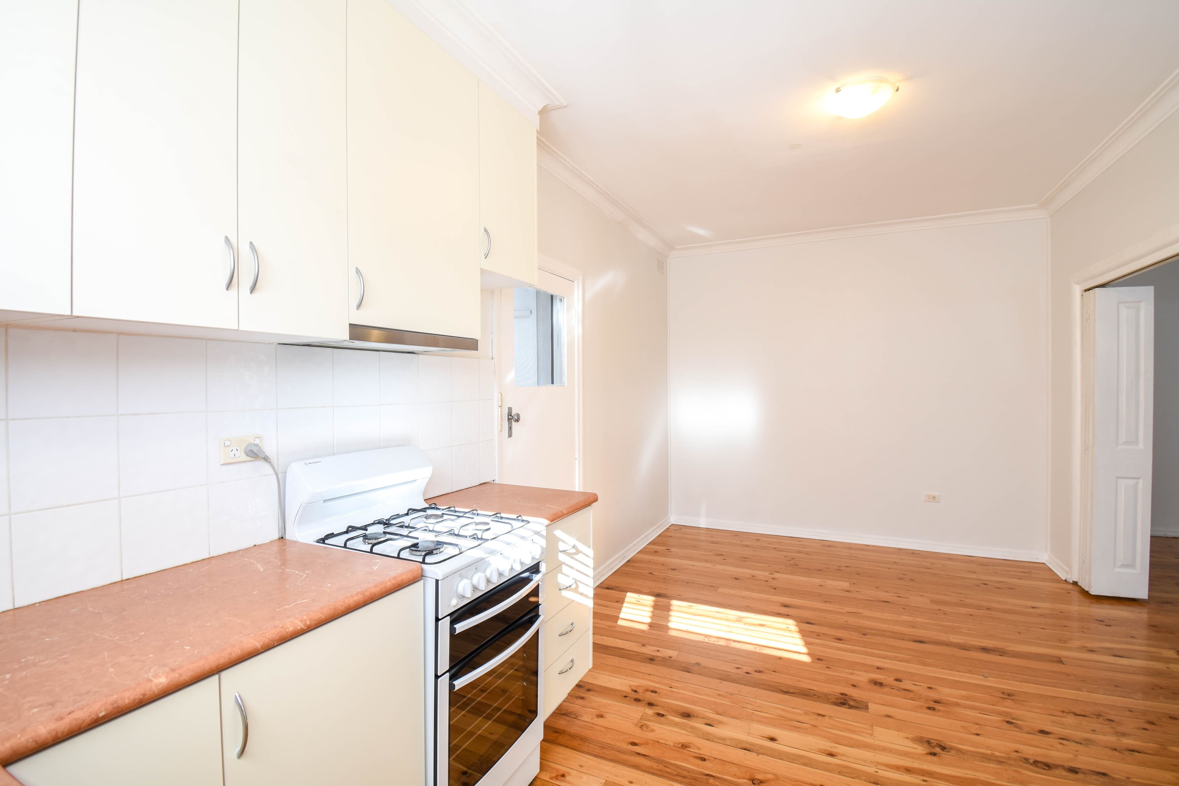 73 Commonwealth Street, West Bathurst NSW 2795, West Bathurst - Thumbnail 6