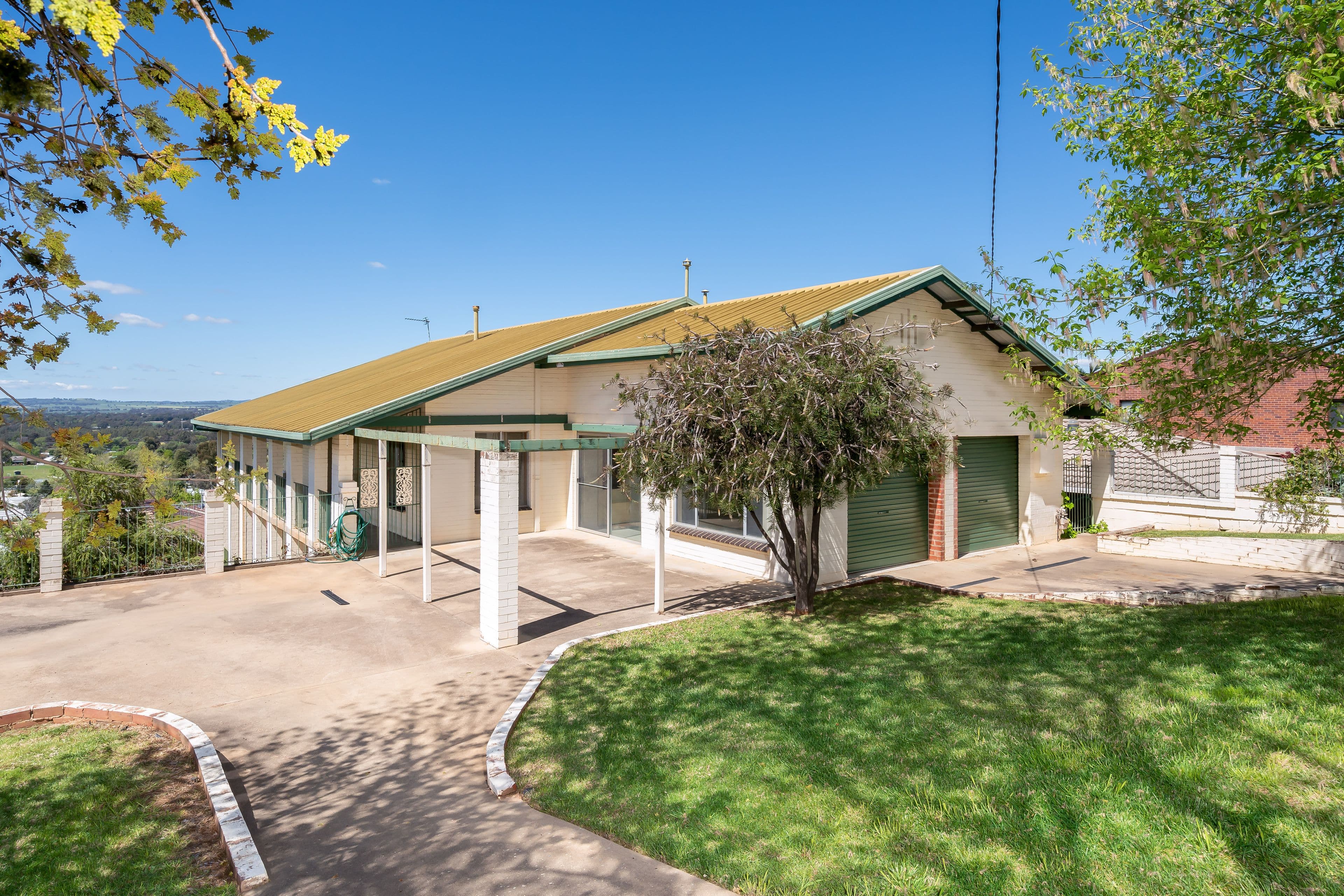 11 Bellevue Parade, Kooringal NSW 2650, Kooringal - Image 1