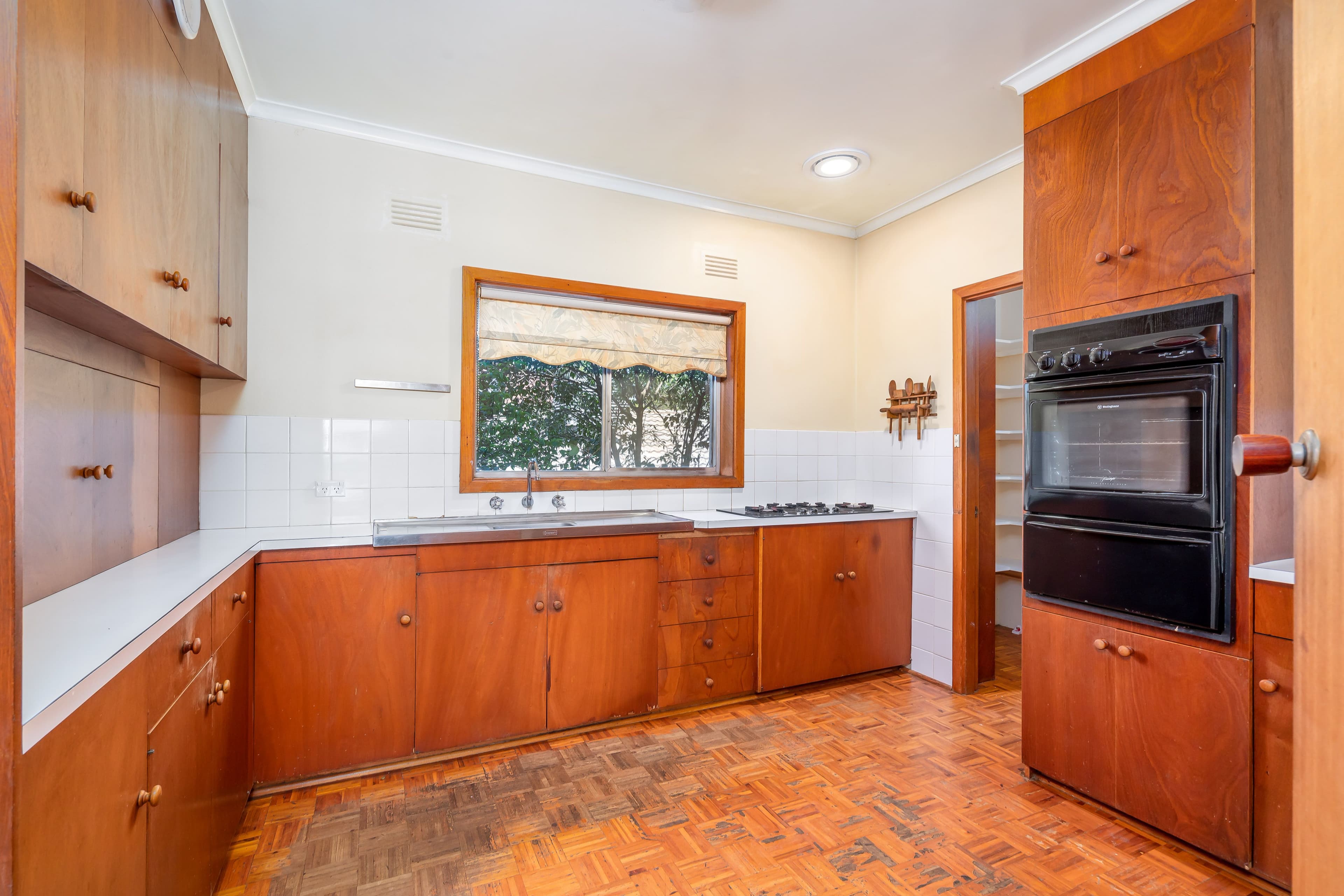 11 Bellevue Parade, Kooringal NSW 2650, Kooringal - Thumbnail 5