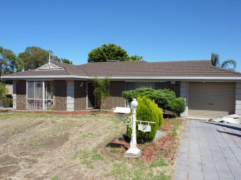 32 Browne Circuit, CRAIGMORE SA 5114, Craigmore - Image 1