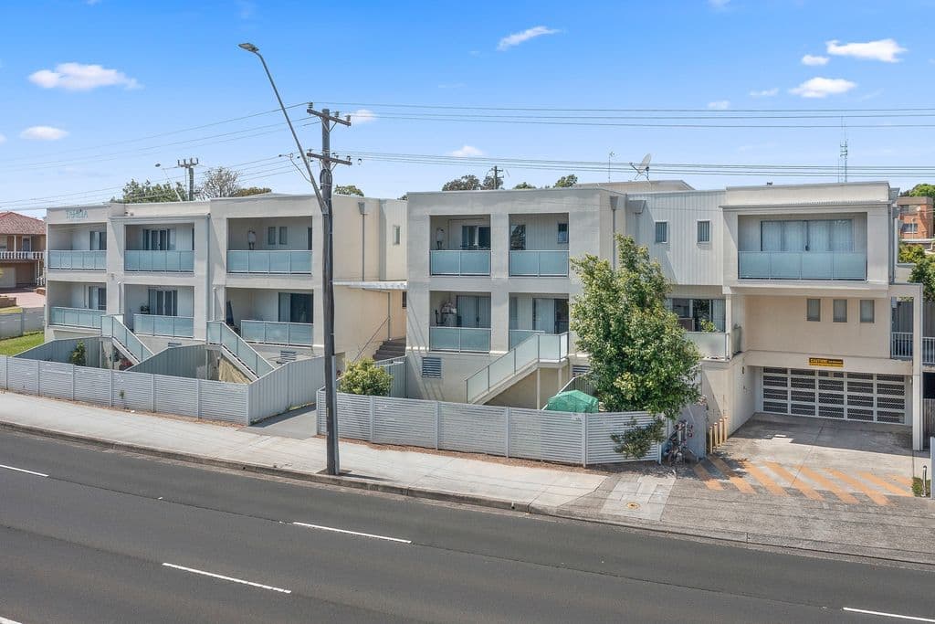 13/125 Lake Entrance Road, Barrack Heights - Thumbnail 3