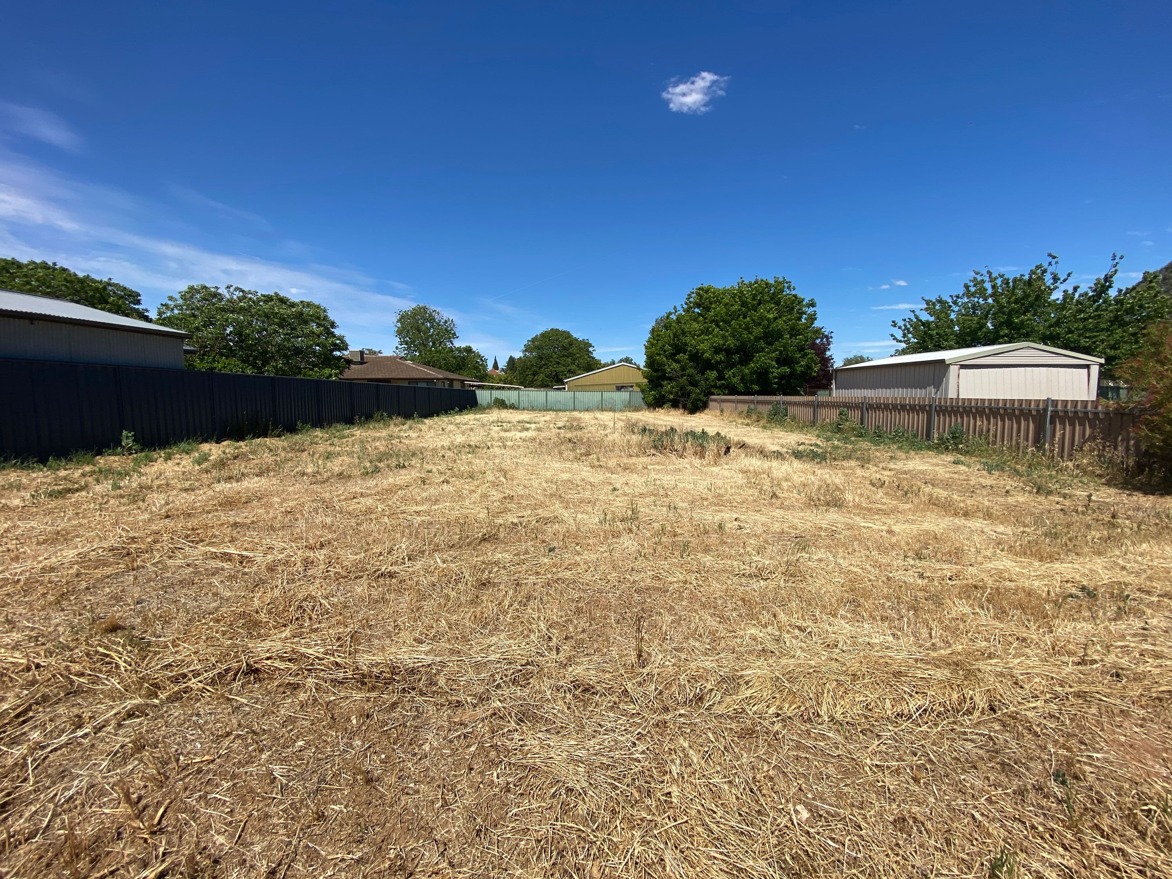 98 Pearce Street, Howlong NSW 2643, Howlong - Thumbnail 2