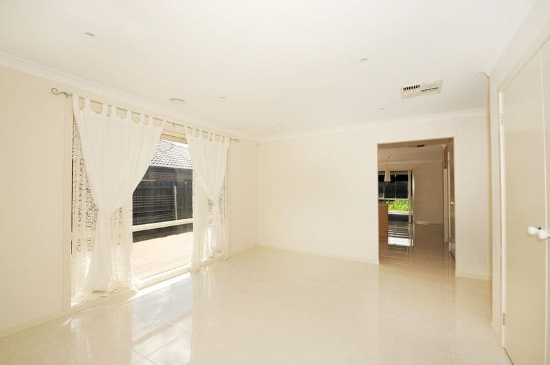 23 Triumph Way, SKYE VIC 3977, Skye - Thumbnail 2