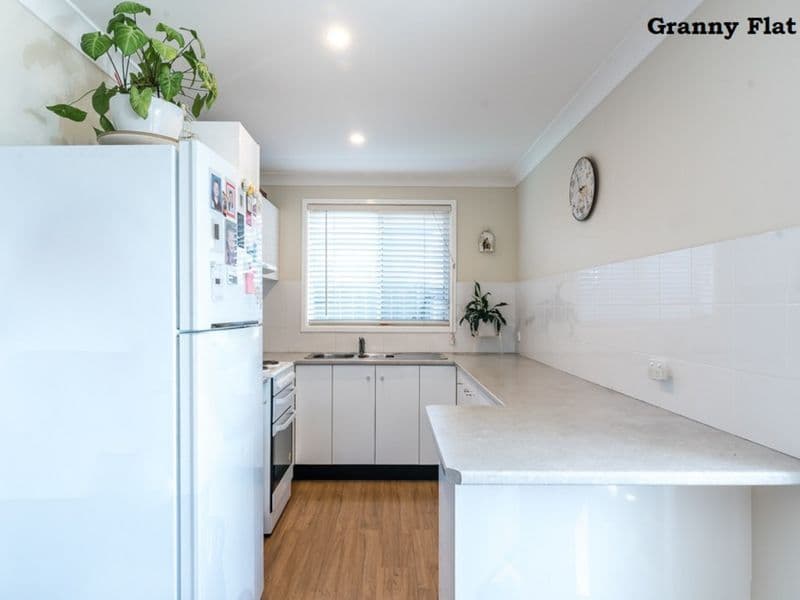 1 Barrenjoey Road, Ettalong Beach - Thumbnail 2