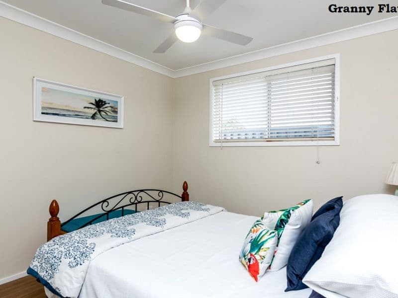 1 Barrenjoey Road, Ettalong Beach - Thumbnail 4