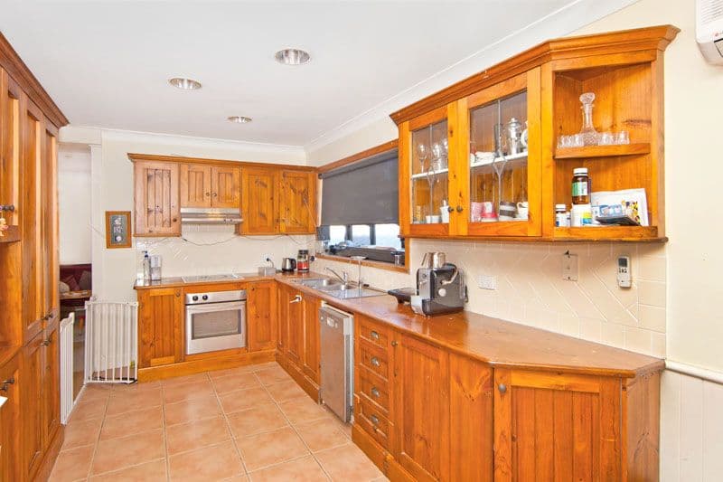 1 Arden Crescent, Rosanna, Rosanna - Thumbnail 2