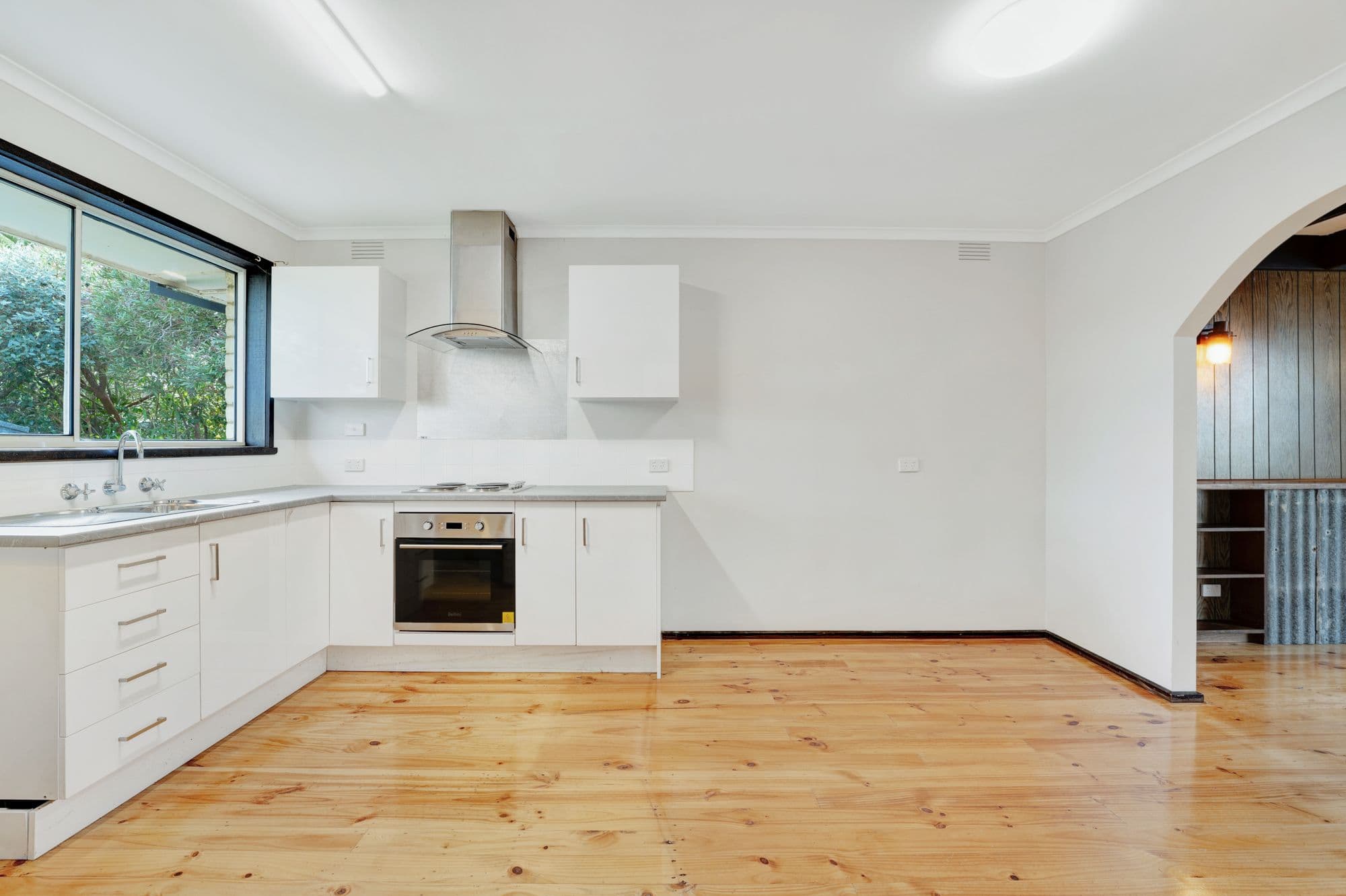 126 Church Street, Cowes VIC 3922, Cowes - Thumbnail 2